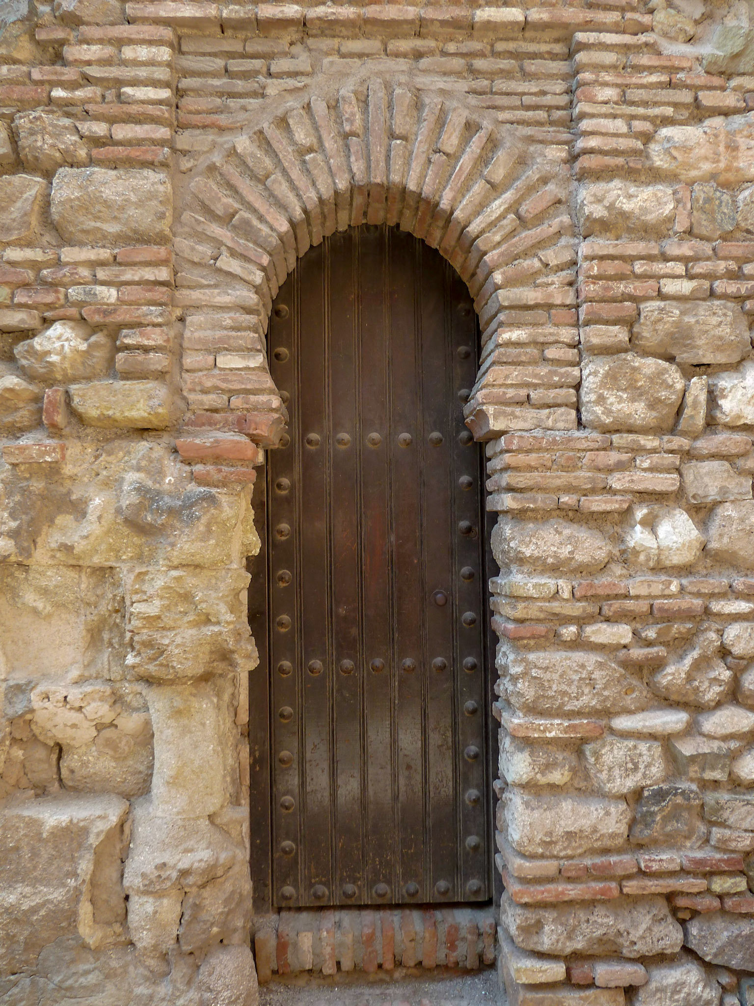 Keyhole door.