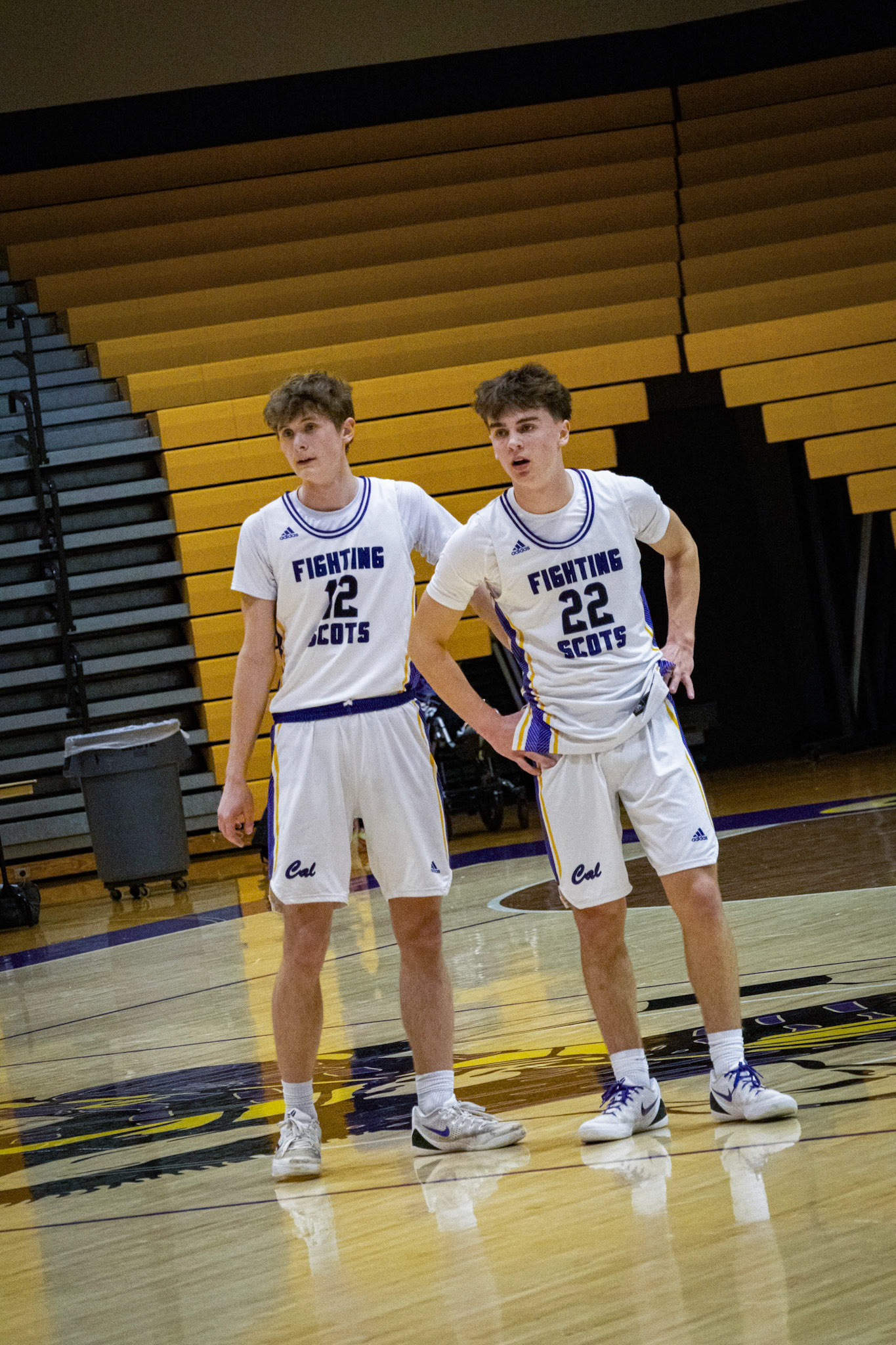 Listening to the coach’s call, players try to figure out what they’ll do for the next possession. (Photo by Jeremiah Pittman)