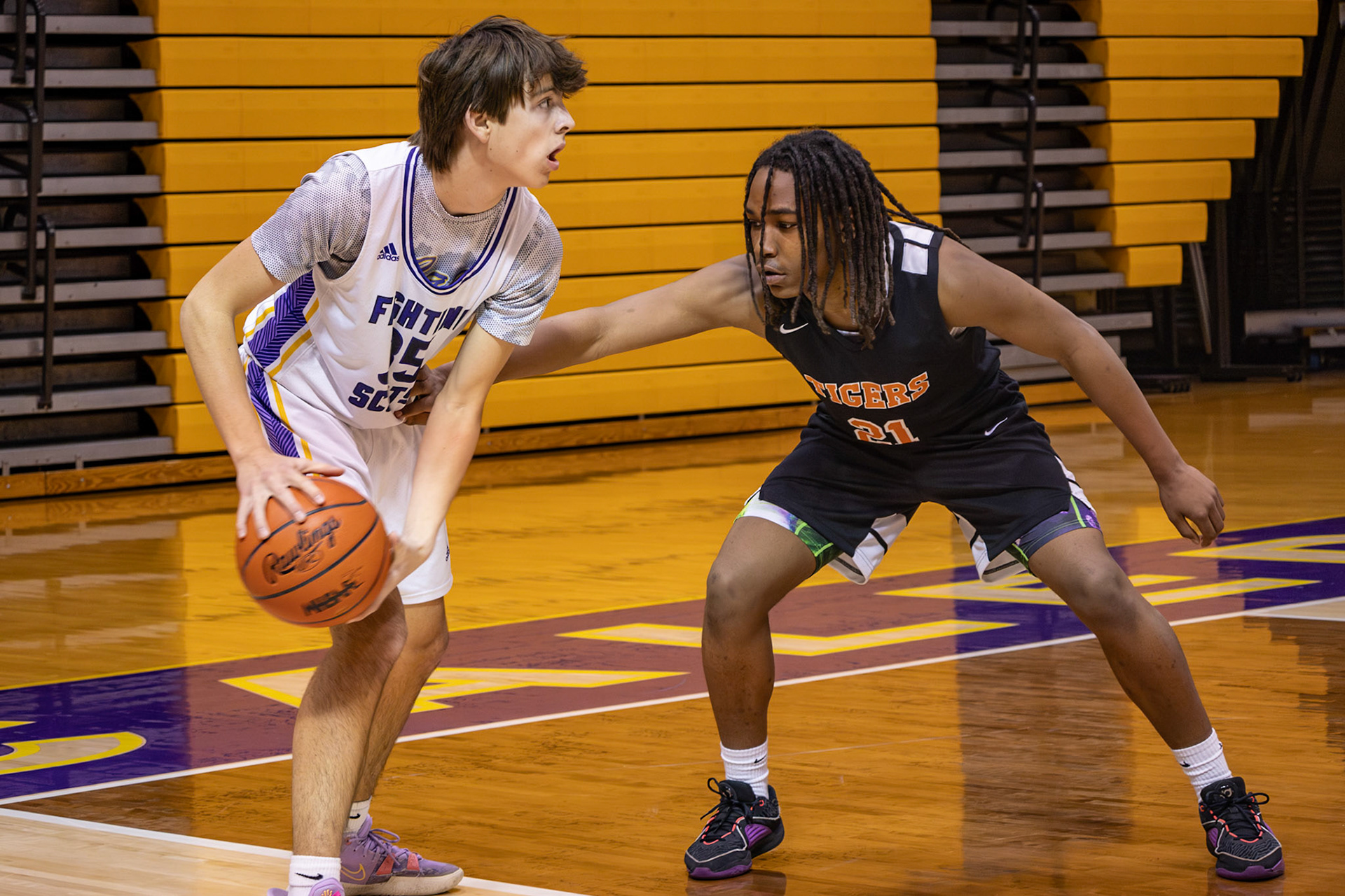 Cole Thompson decides his best move is while on offense. (Photo by Thomas McKee)