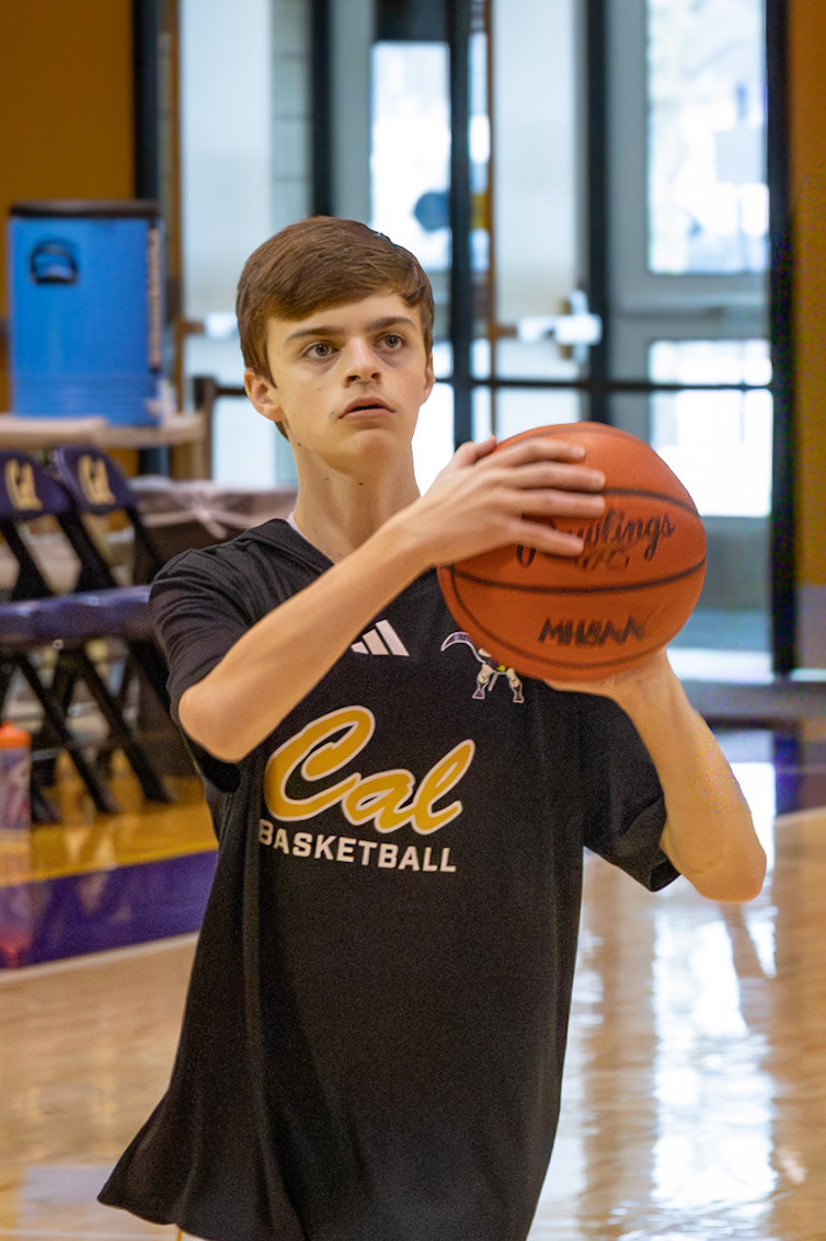 Luke Miersen steadily warming up. (Photo by Thomas McKee)
