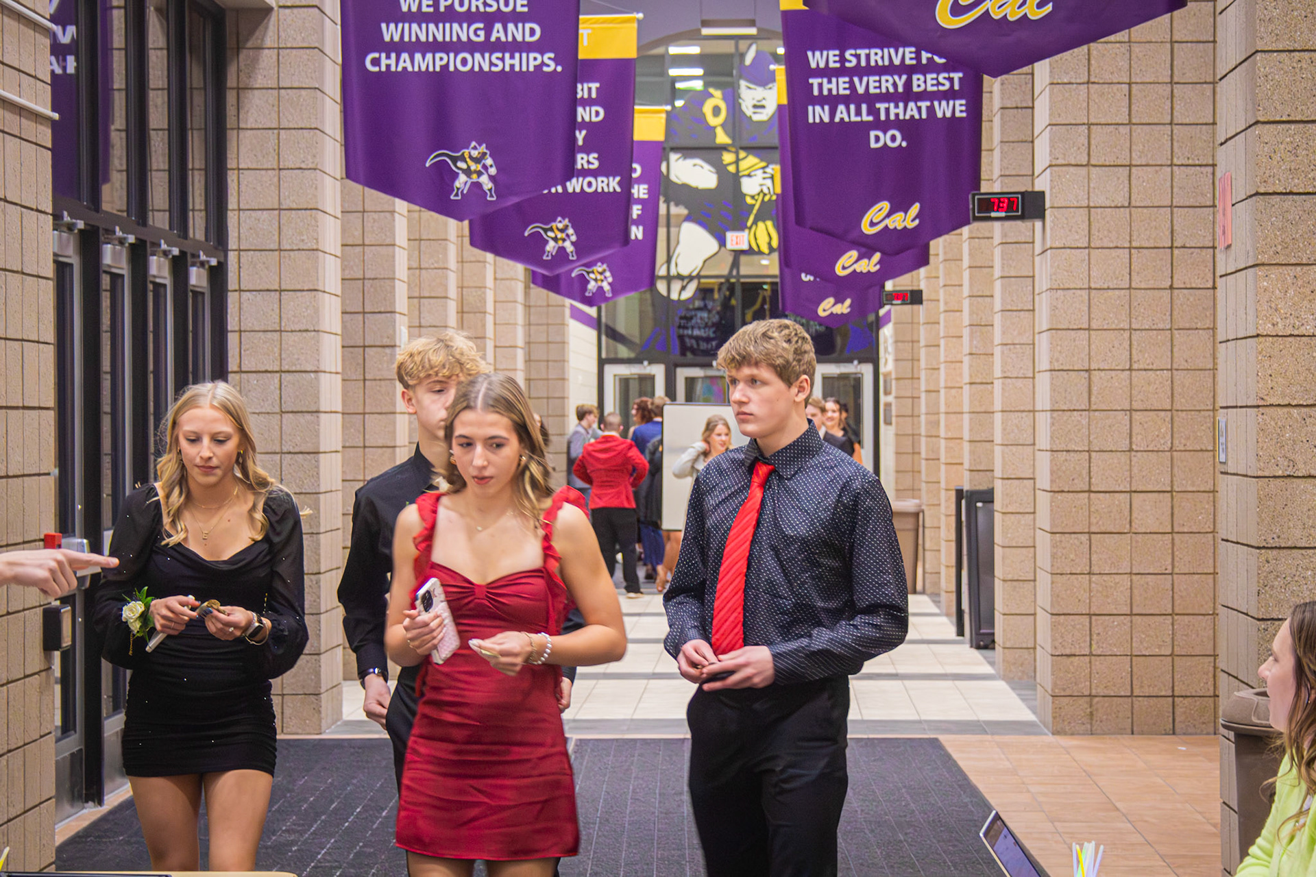 Students line up, ready to purchace entry to the 2026 Winterfest Dance. (Photo by Lucas Swartz)