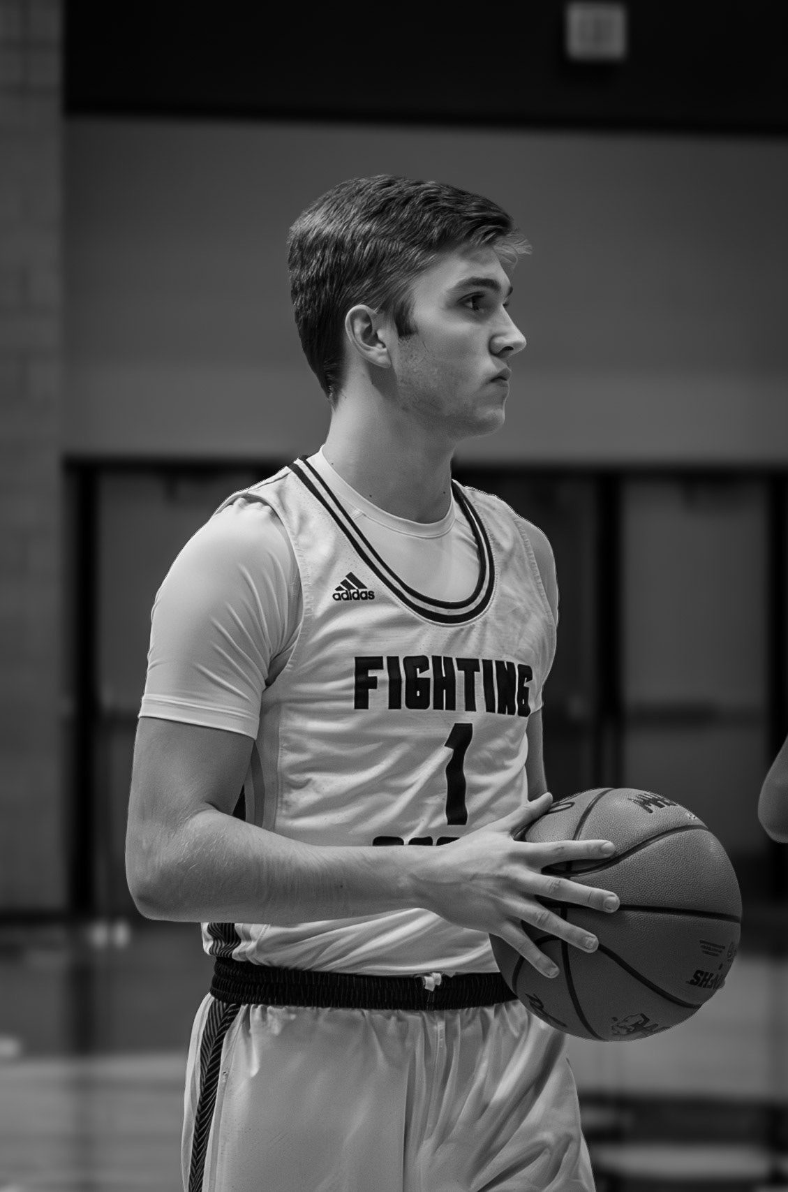 Aaron Collins focus says it all- dicipline, determination, and love for the game. (Photo by Khloe Lowande)