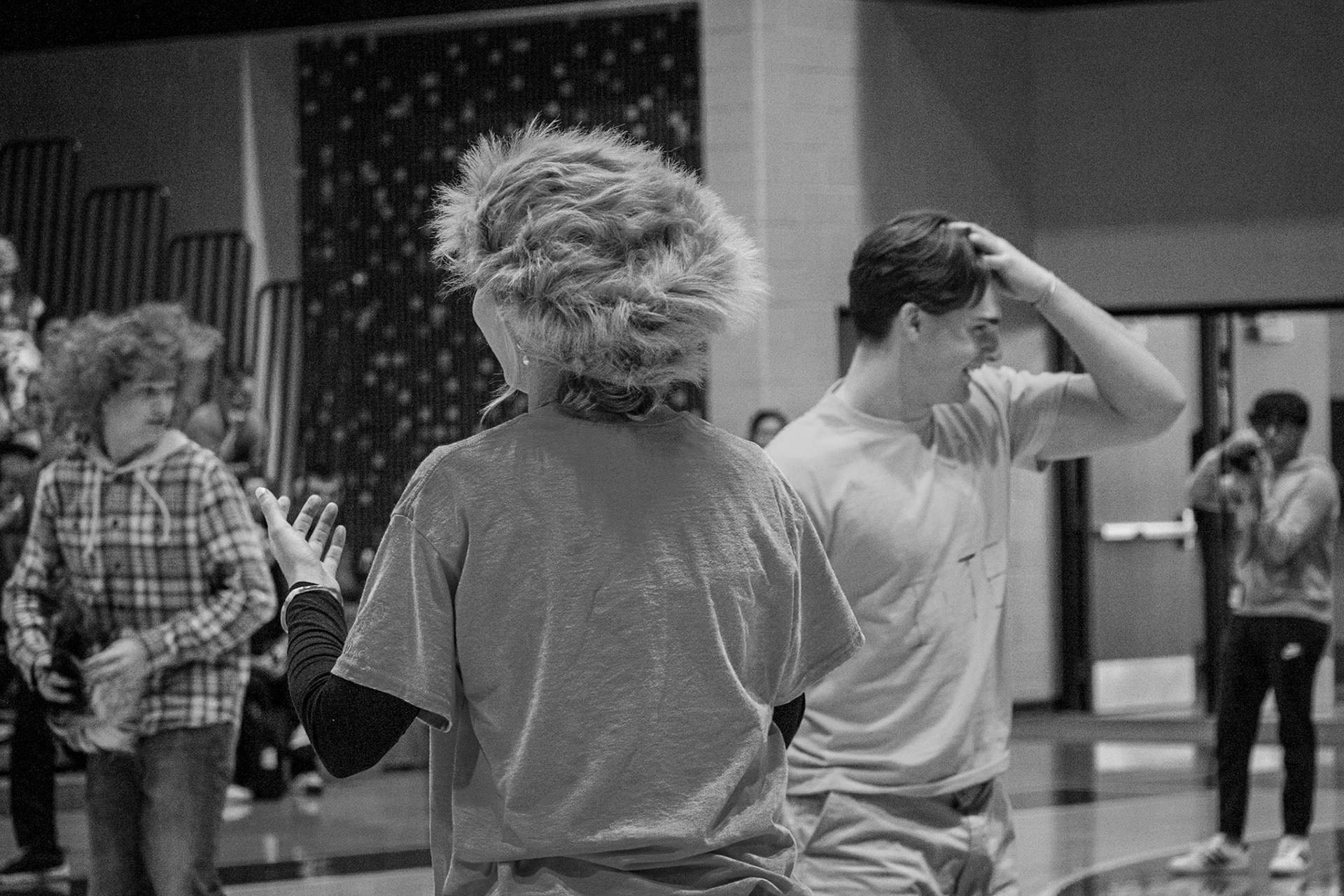 With quick moves and strategy, Maggie Loomis earned a spot in the final two of the wig-snatching game. (Photo by Lilli Jackson)