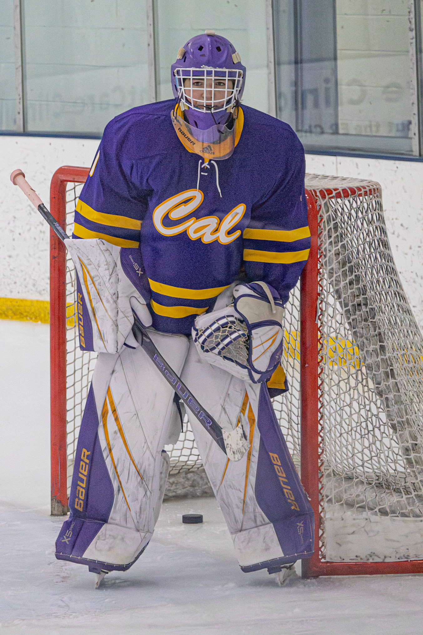 Goalie Will Dickey prepares to stop every puck from the Eagles. (Photo by Ollie Fox)
