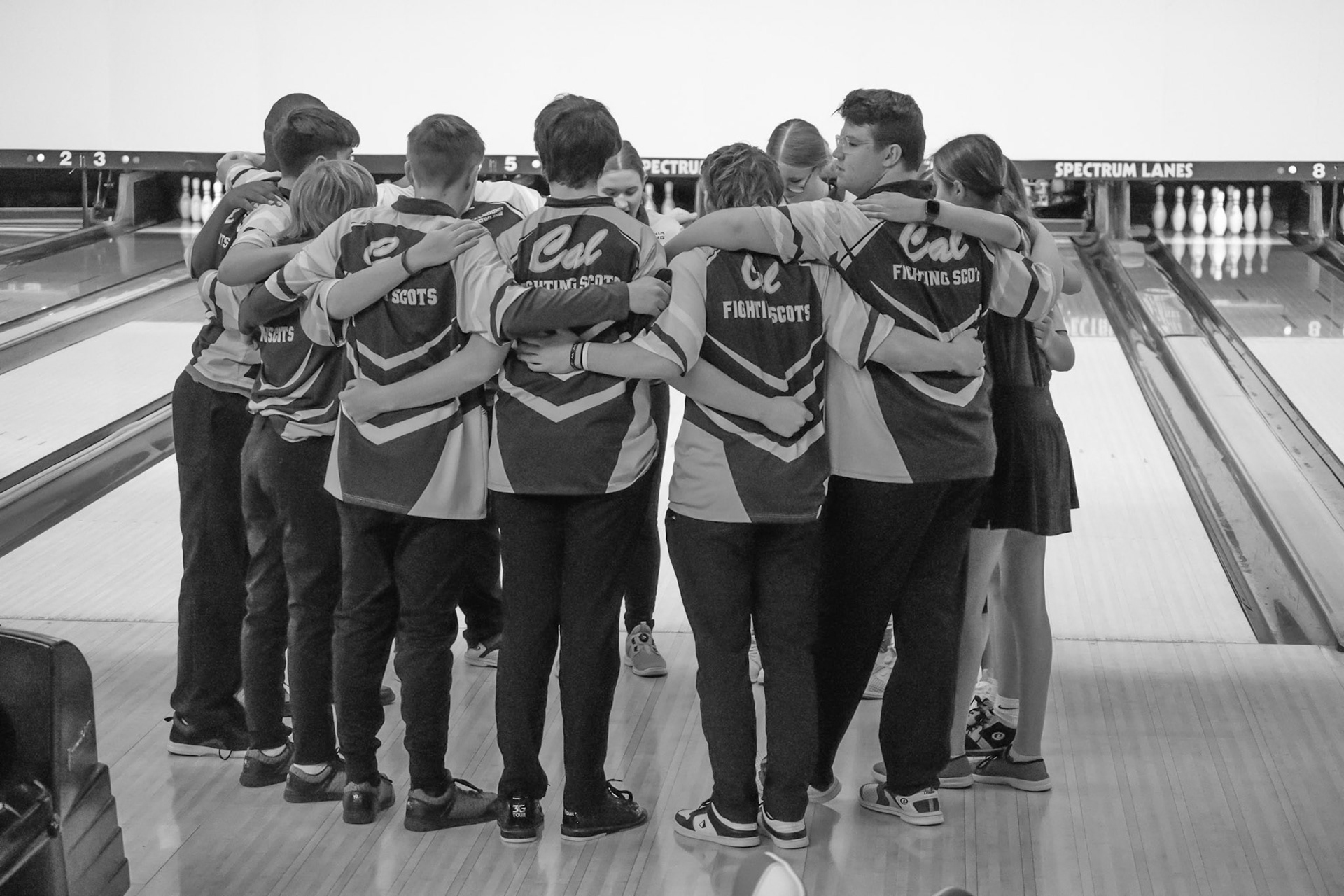 Caledonia bowling team is taking a moment together to reset, refoucs and to remind themselves what they're here to do (Photo by Kacy Rosted)