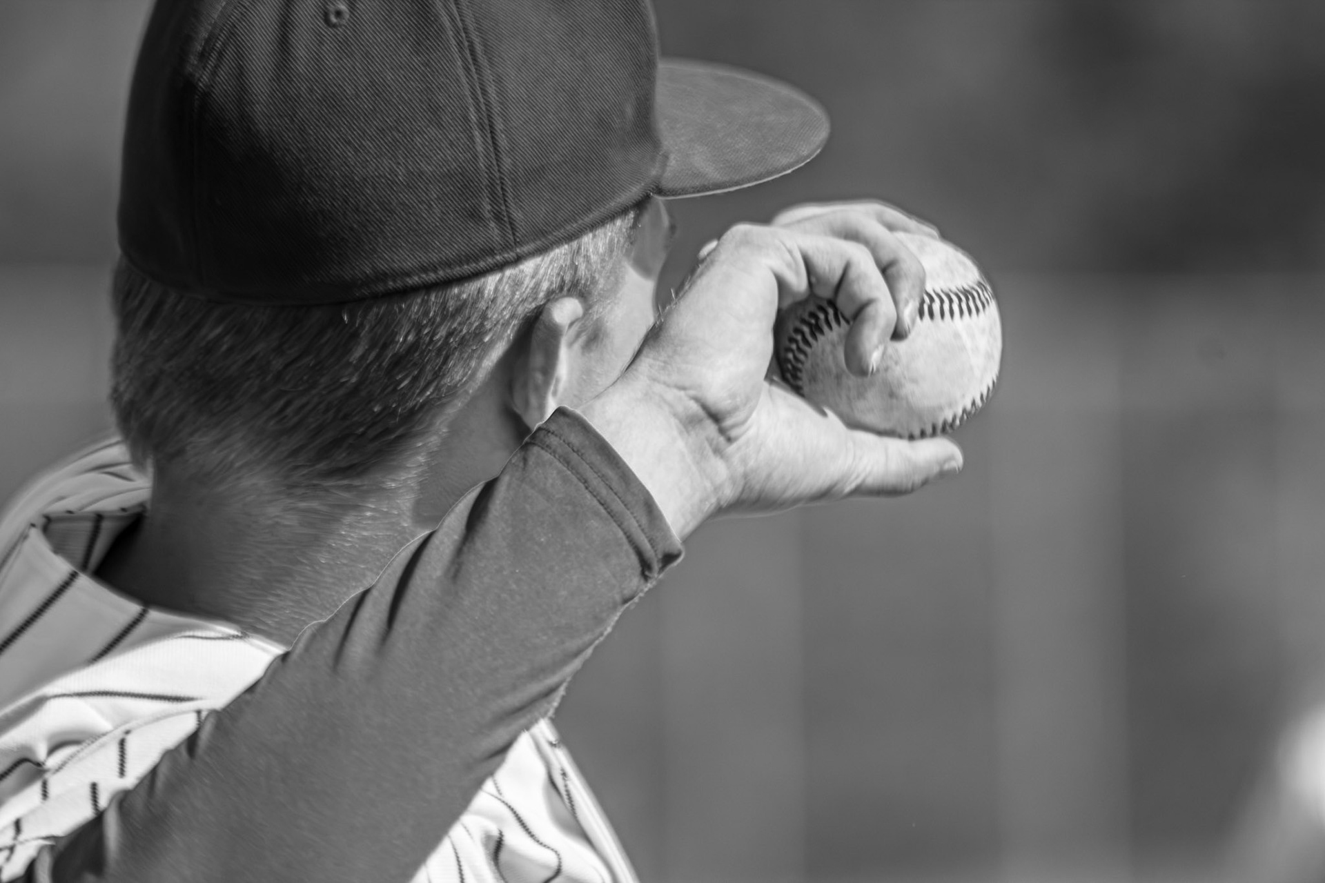 Henry Bytwork pitches the ball, aiming for a strike. (Photo by Elsha Bytwork)