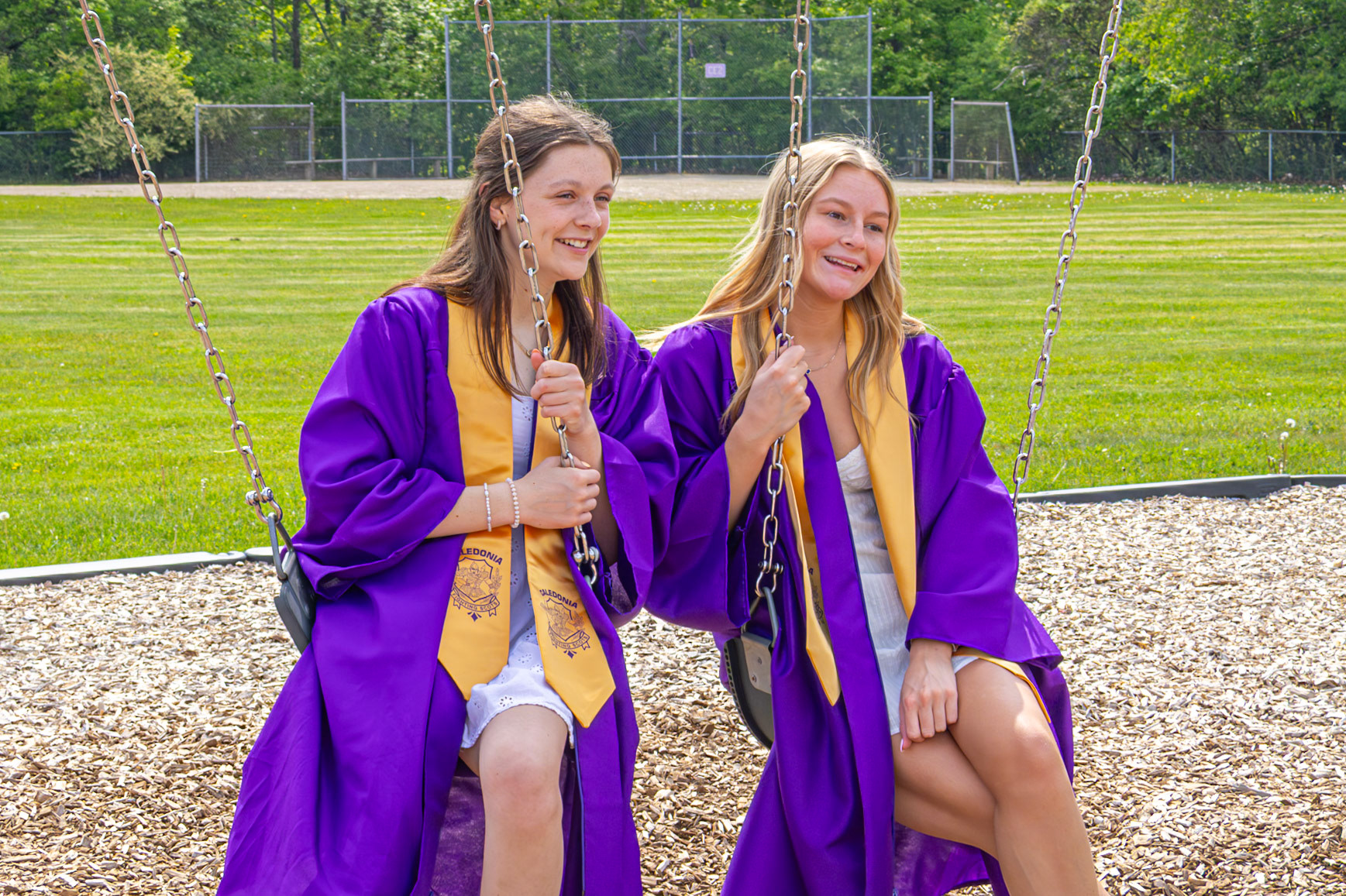 Sharing a final moment on the swingset.(Photo by Sophie Grajewski)