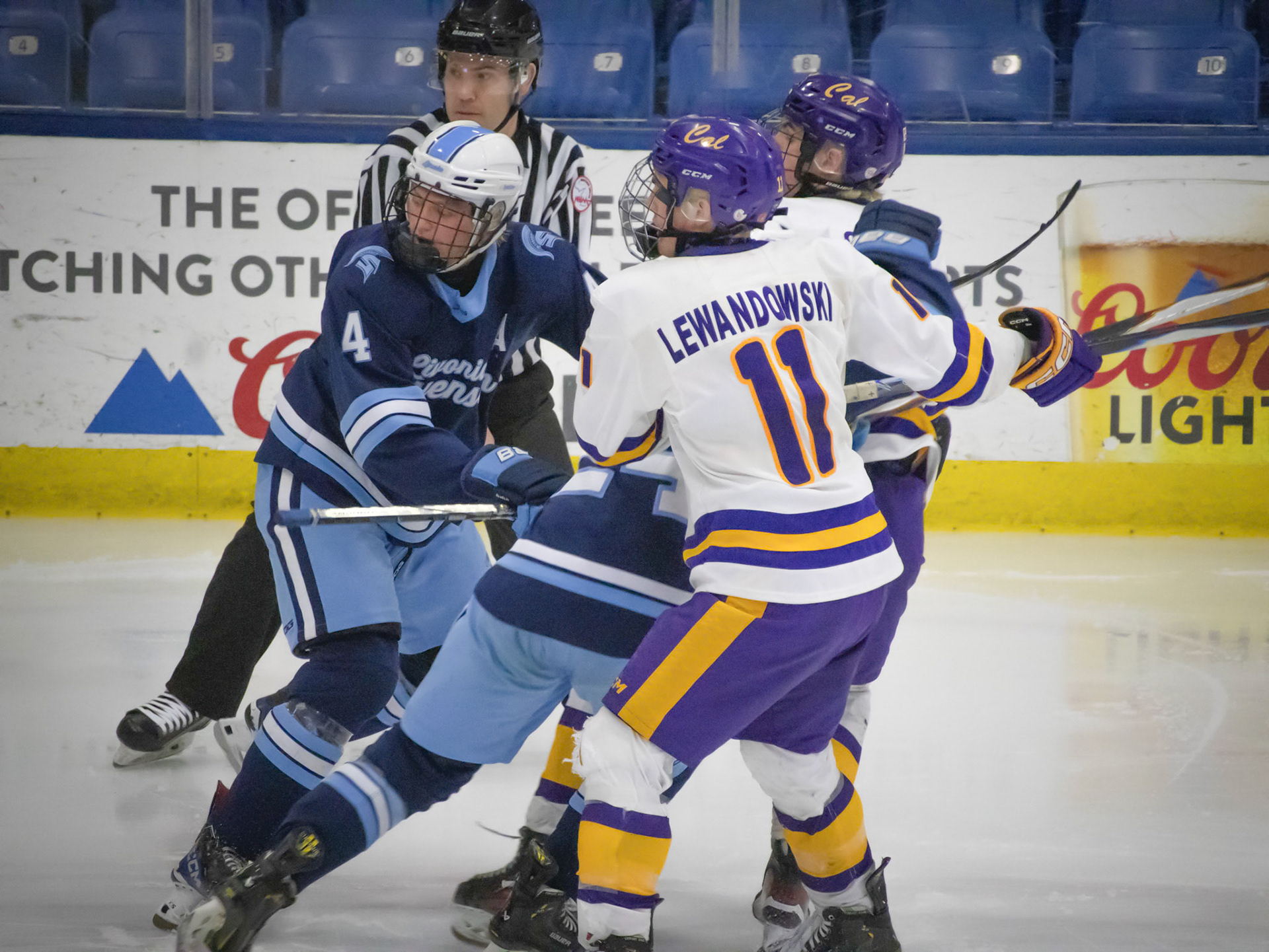 Shuffling through the other team's defense, Ty Lewandowski finds his chance to score. (Photo by Ella-Grace Wickens)