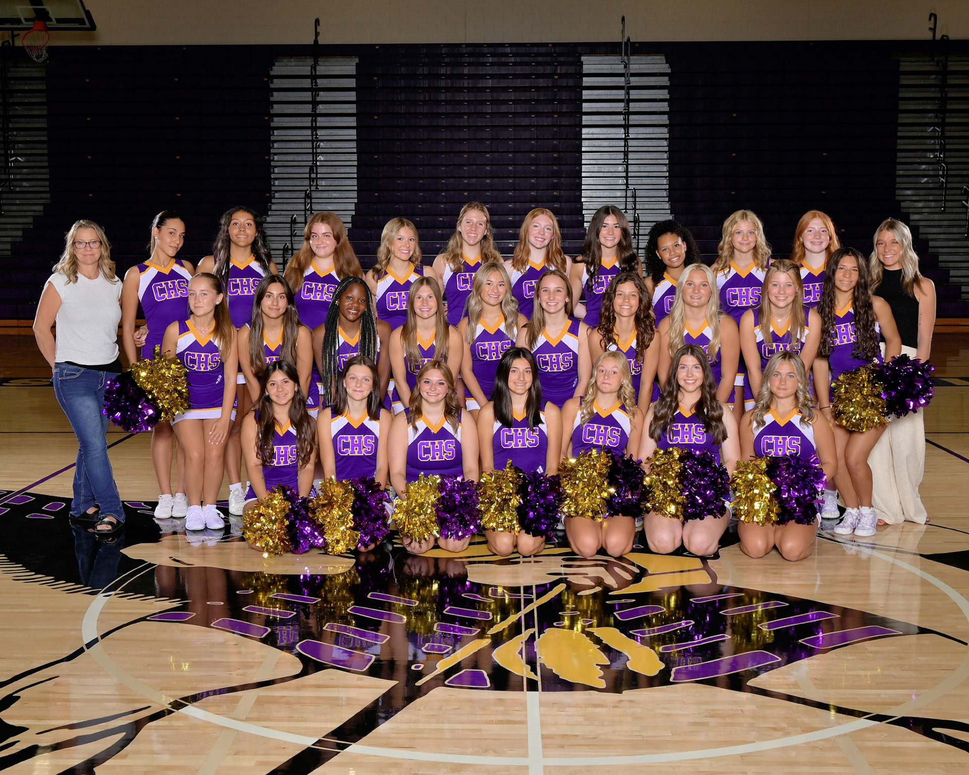 Sideline Cheer (Photograph displayed with permission from Geskus Photography Inc.)