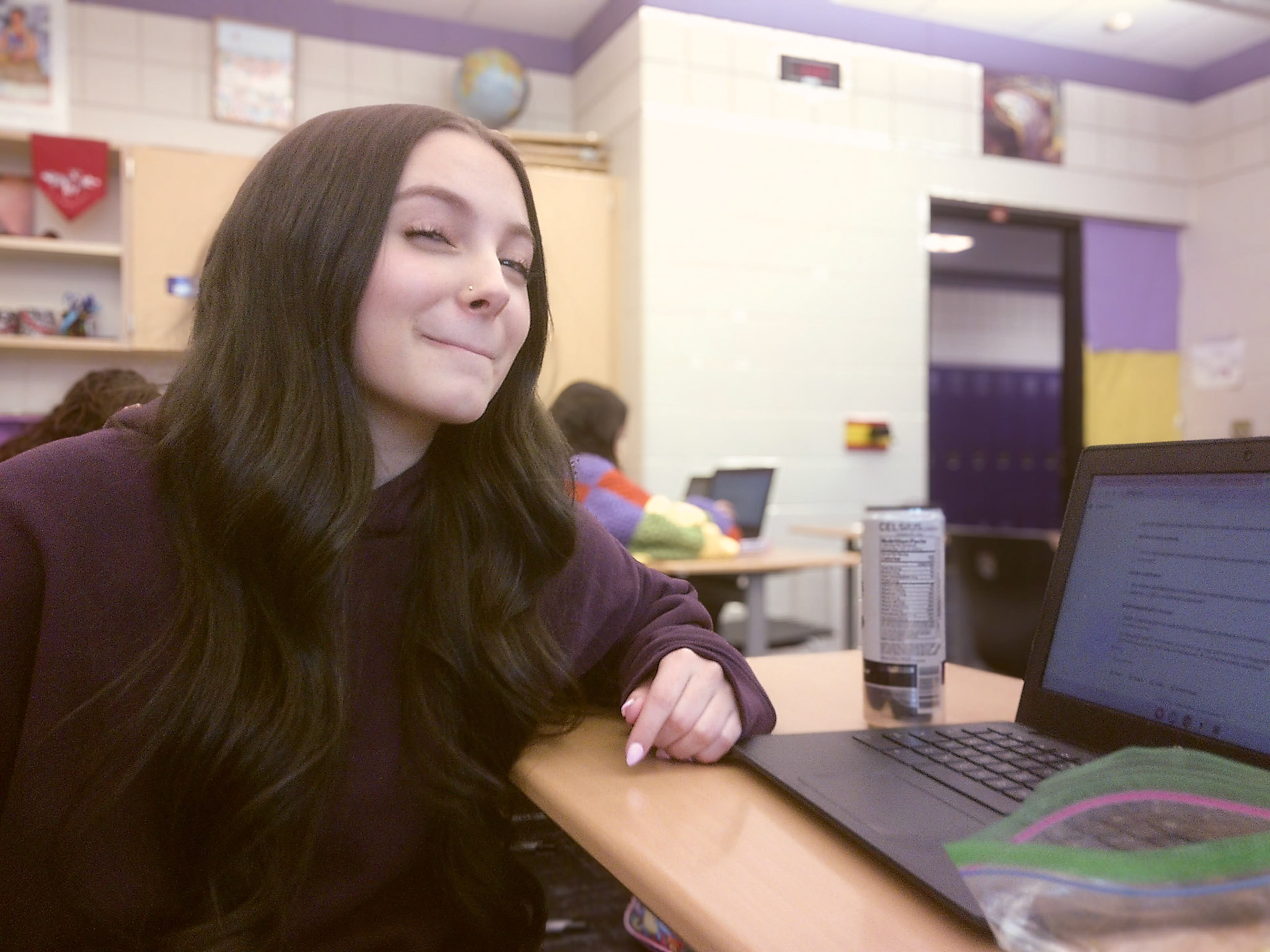 Senior Emily Dark looks questioningly at the camera after Avarey Lippert says a completely wrong sentence in Spanish. (Photo by Avarey Lippert)