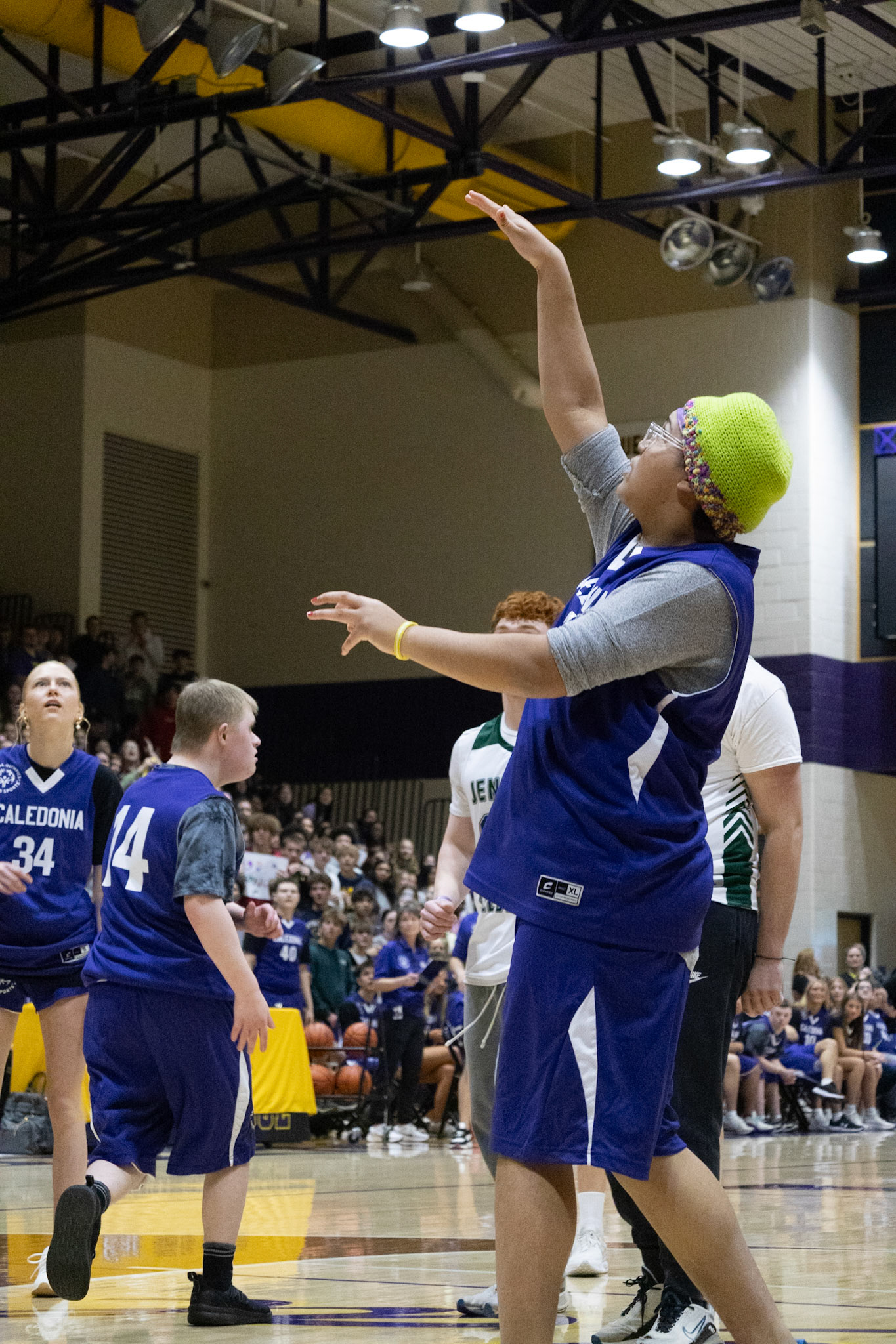 Everyone watches closely as Lydia Casey’s shot nears the basket. (Photo by Avarey Lippert)
