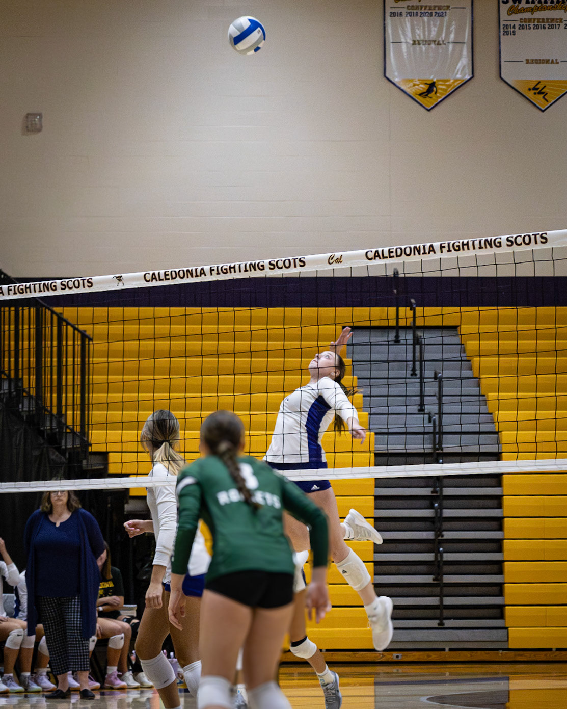 Aubrey Reynolds sets up for the next spike. (Photo by Khloe Lowande)