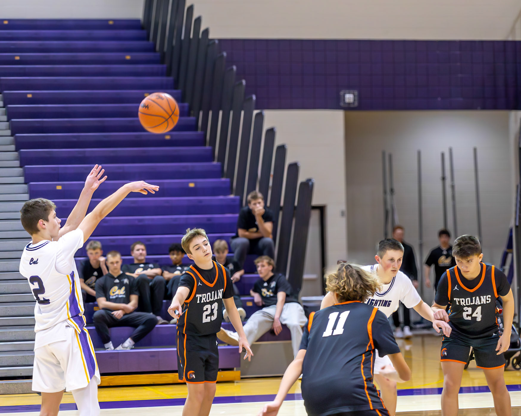 Austin Guider makes the shot. (Photo by Elsha Bytwork)
