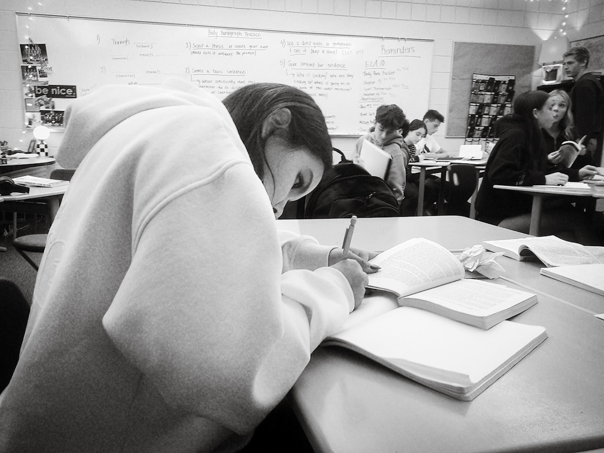 Jazmyn Thompson immerses herself in Into the Wild during Journalism class. (Photo by Ava LaBine)