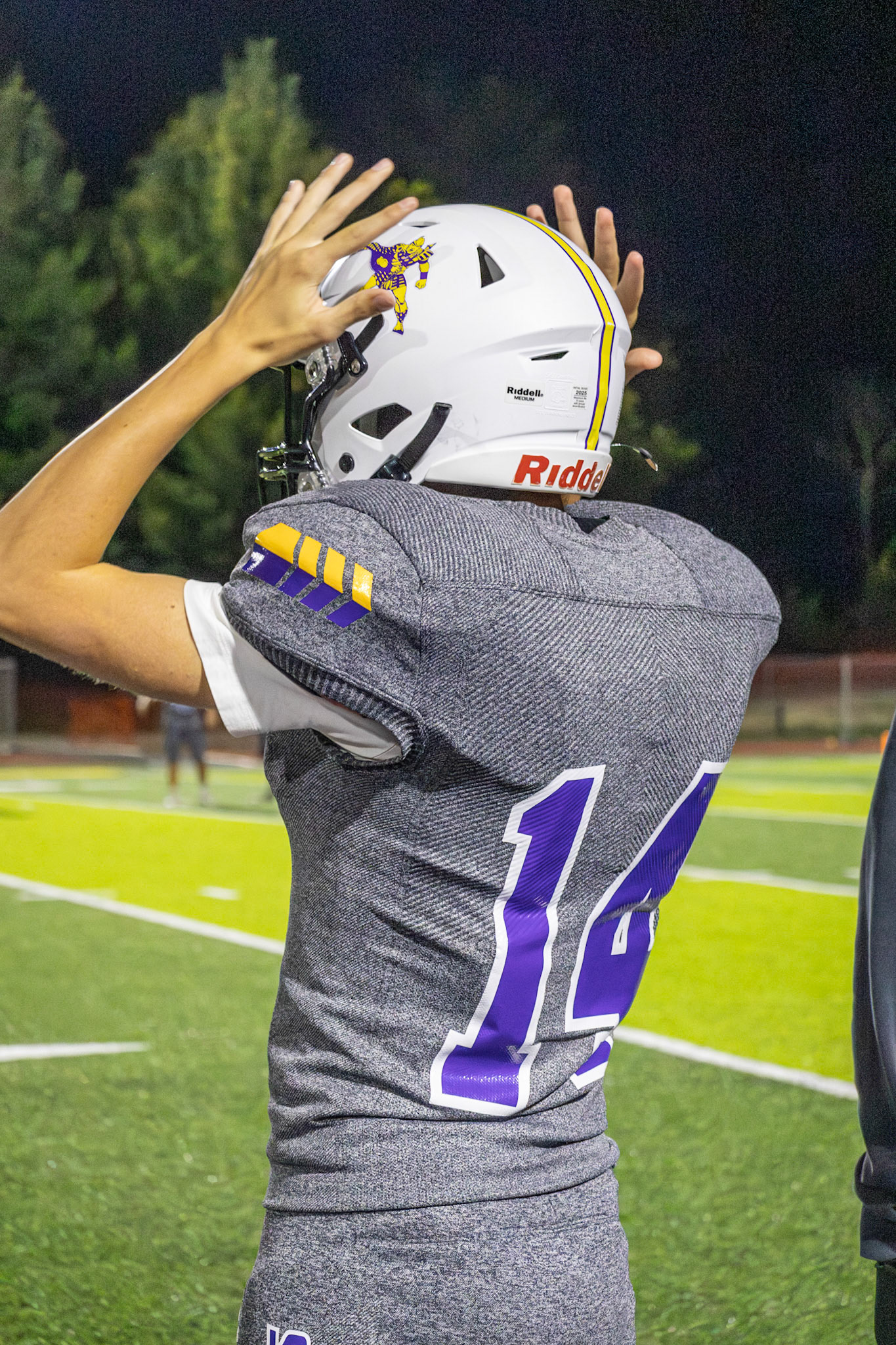 SPEECHLESS Cade Paalman stunned after an intense catch from teammate Logan Pratt. (Photo by Khloe Lowande)