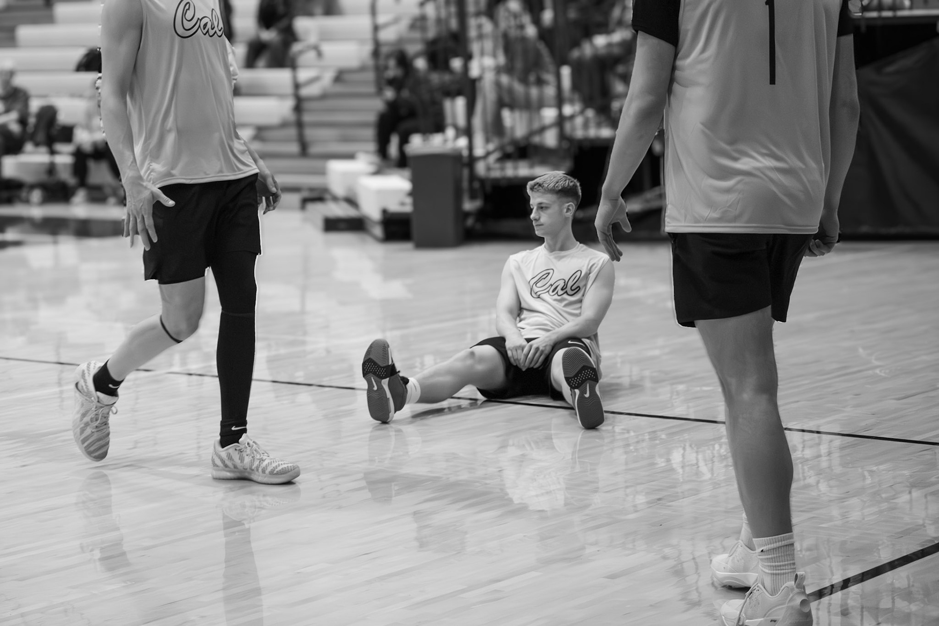 Brayden VanWyk reacts after a close loss in a set against the EGR Pioneers. (Photo by Adi Malvankar)