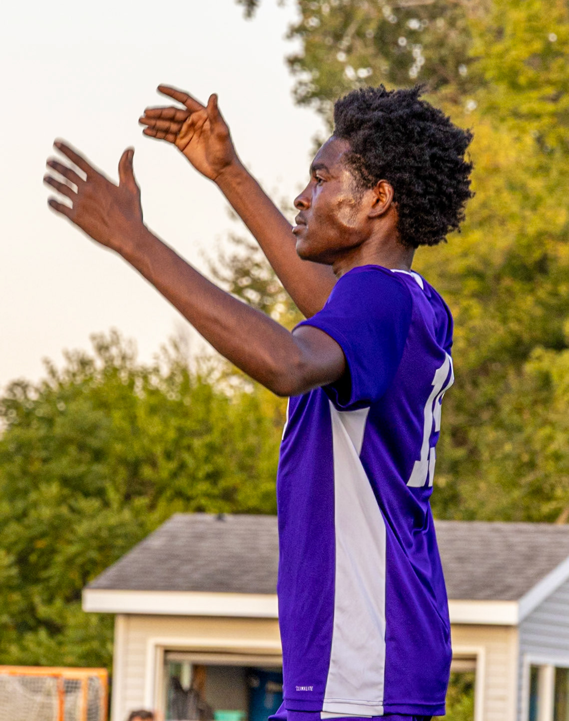 Wael Yacoub gestures as the play unfolds.(Photo by Vivian Hoffman)