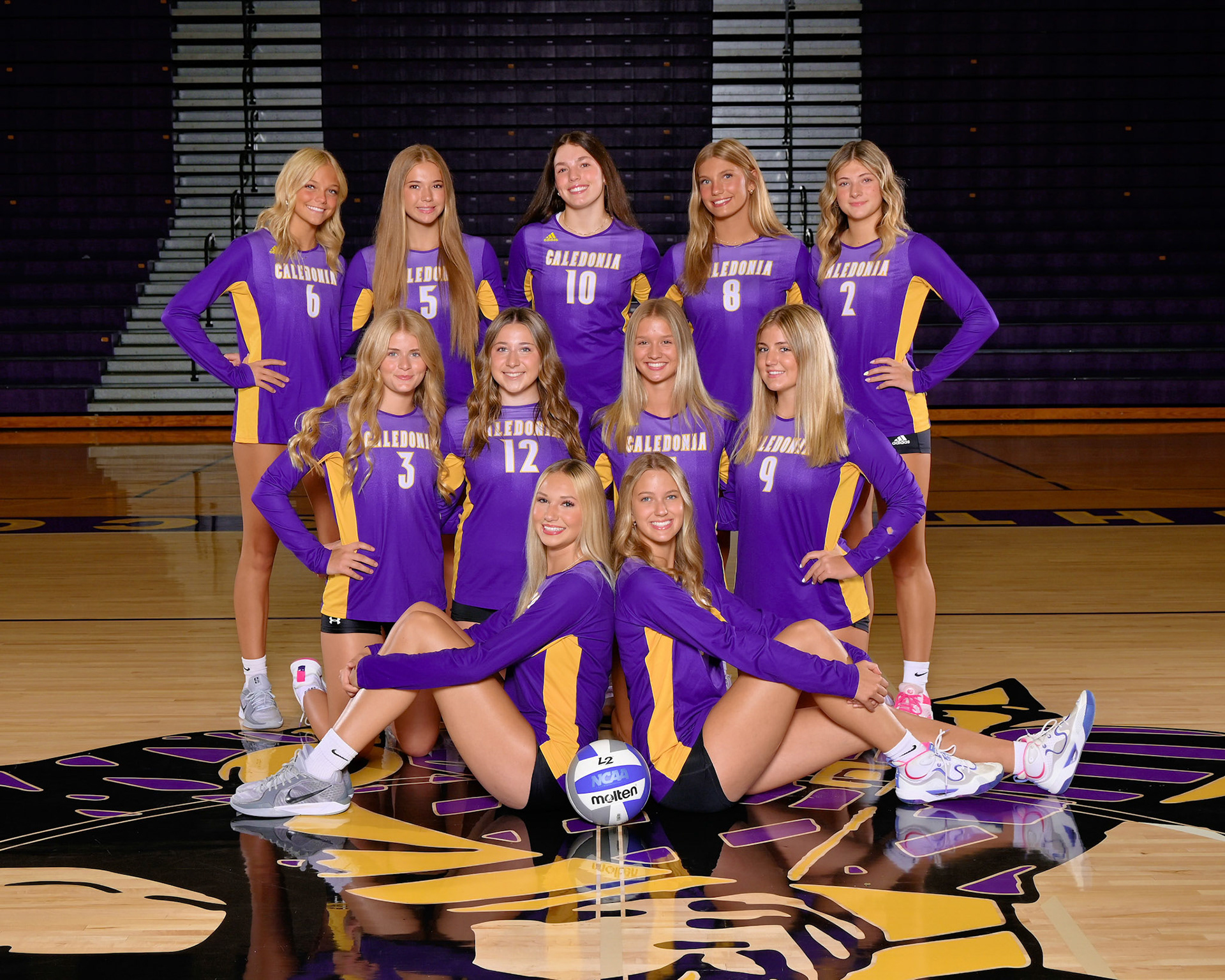 Varsity Girls Volleyball (Photograph displayed with permission from Geskus Photography Inc.)