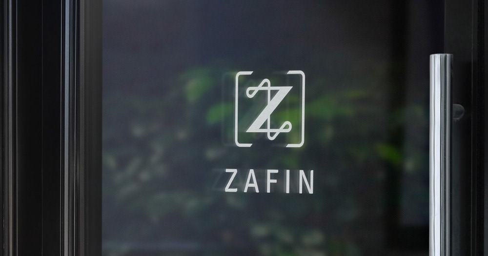 Logo pro společnost firemního poradenství z oblasti veřejných zakázek a pojištění