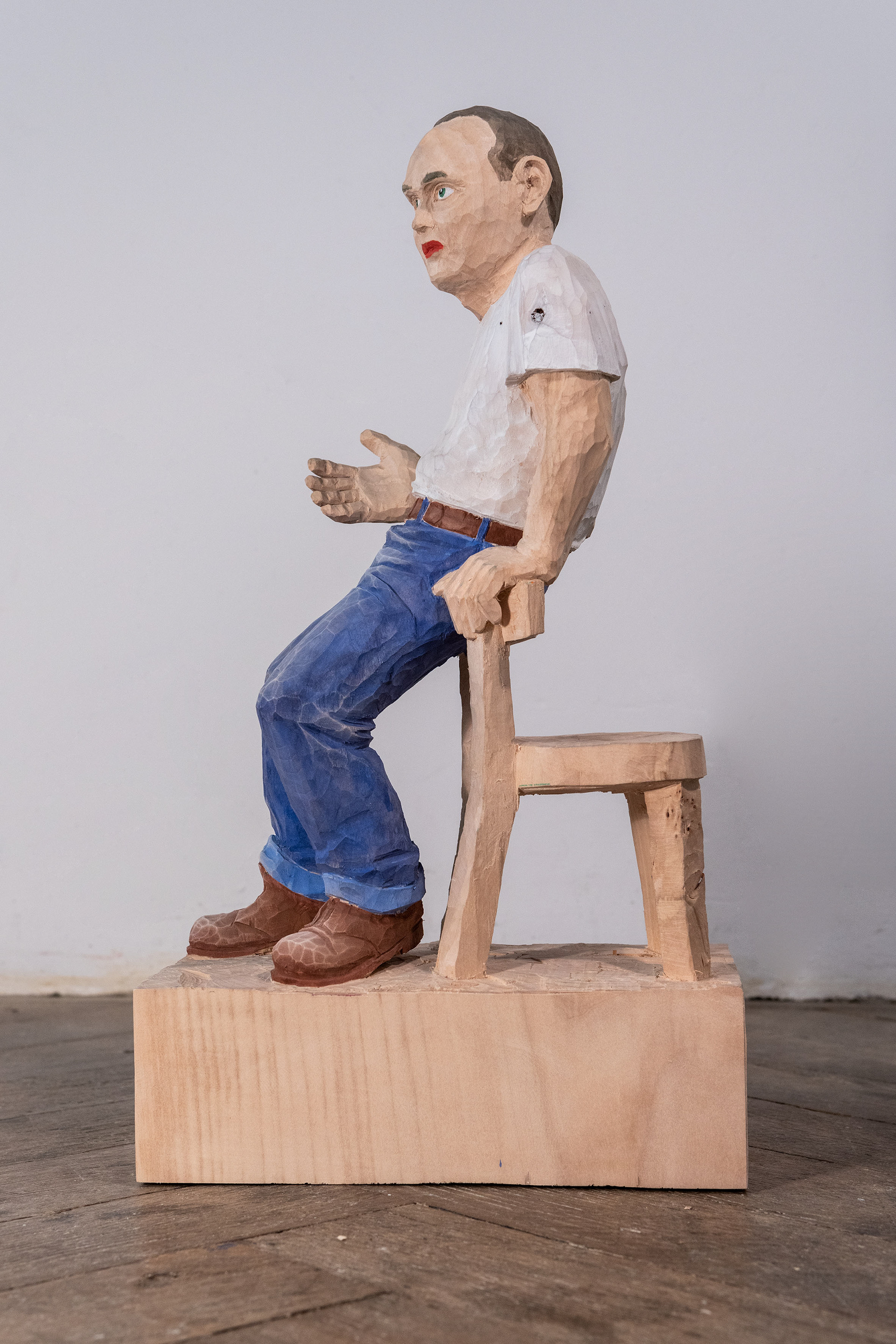Holzfigur Figürliche Holzschnitzerei Holz Handwerk Kunst Pascal Erb