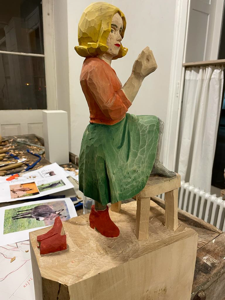 Holzfigur Figürliche Holzschnitzerei Holz Handwerk Kunst Pascal Erb