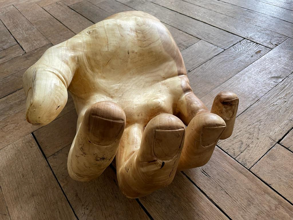 Holzfigur Figürliche Holzschnitzerei Holz Handwerk Kunst Pascal Erb