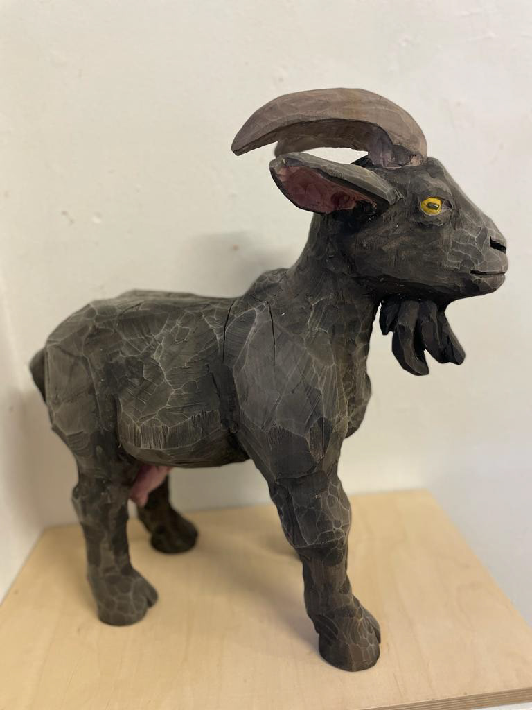 Holzfigur Figürliche Holzschnitzerei Holz Handwerk Kunst Pascal Erb