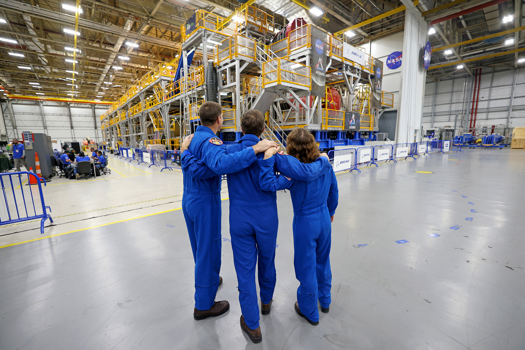 SLS: Astronauts check out their rocket