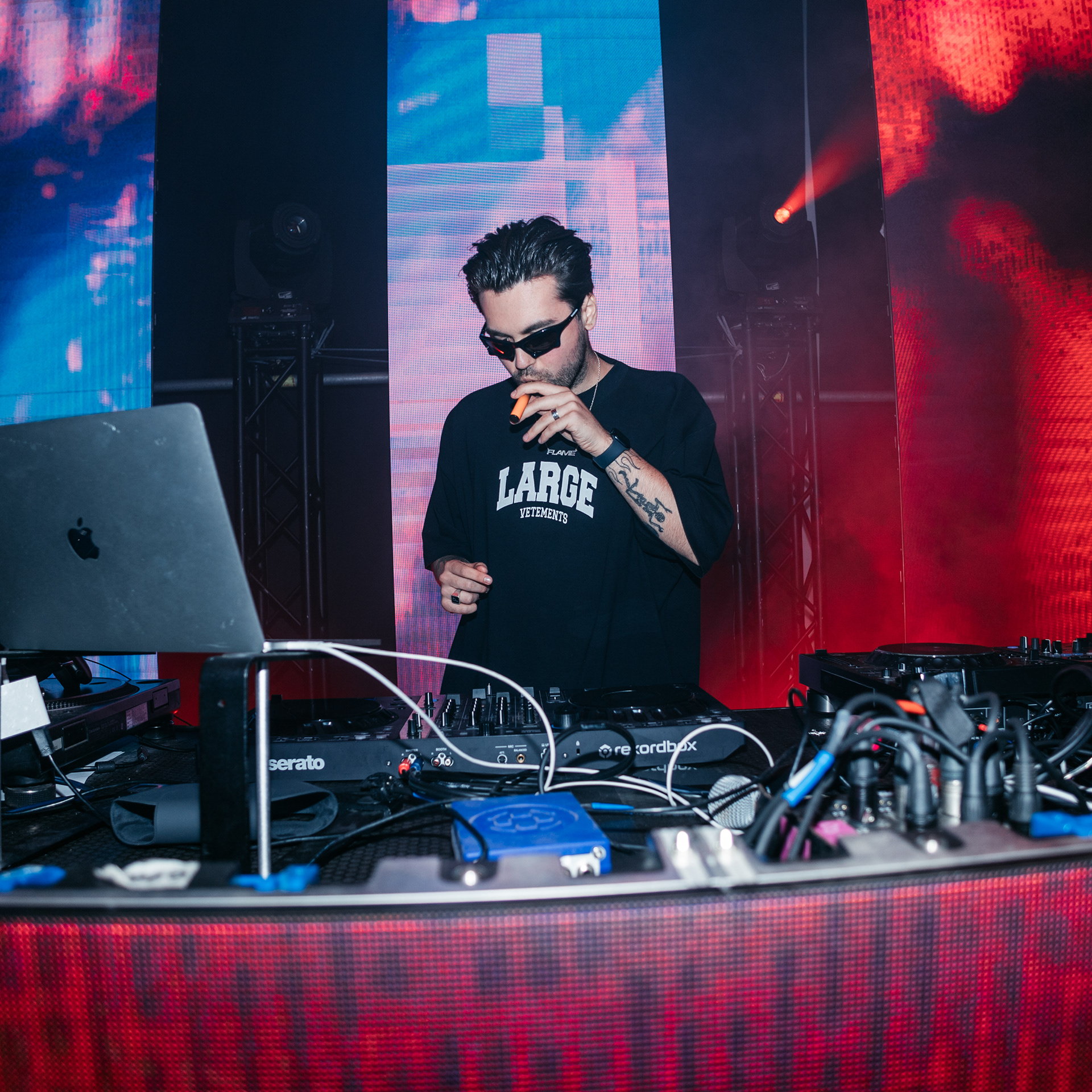 SO HARD Club Stage
