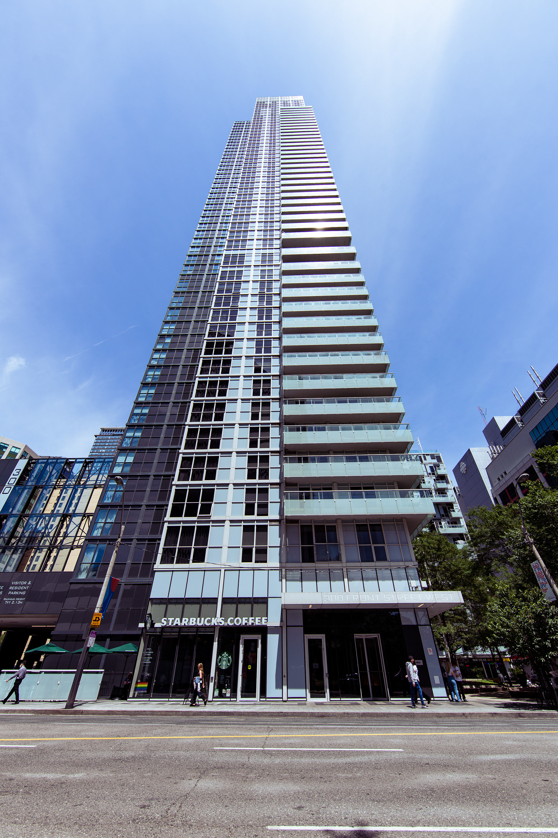 4009-300 Front St. W | Toronto, ON | Exterior