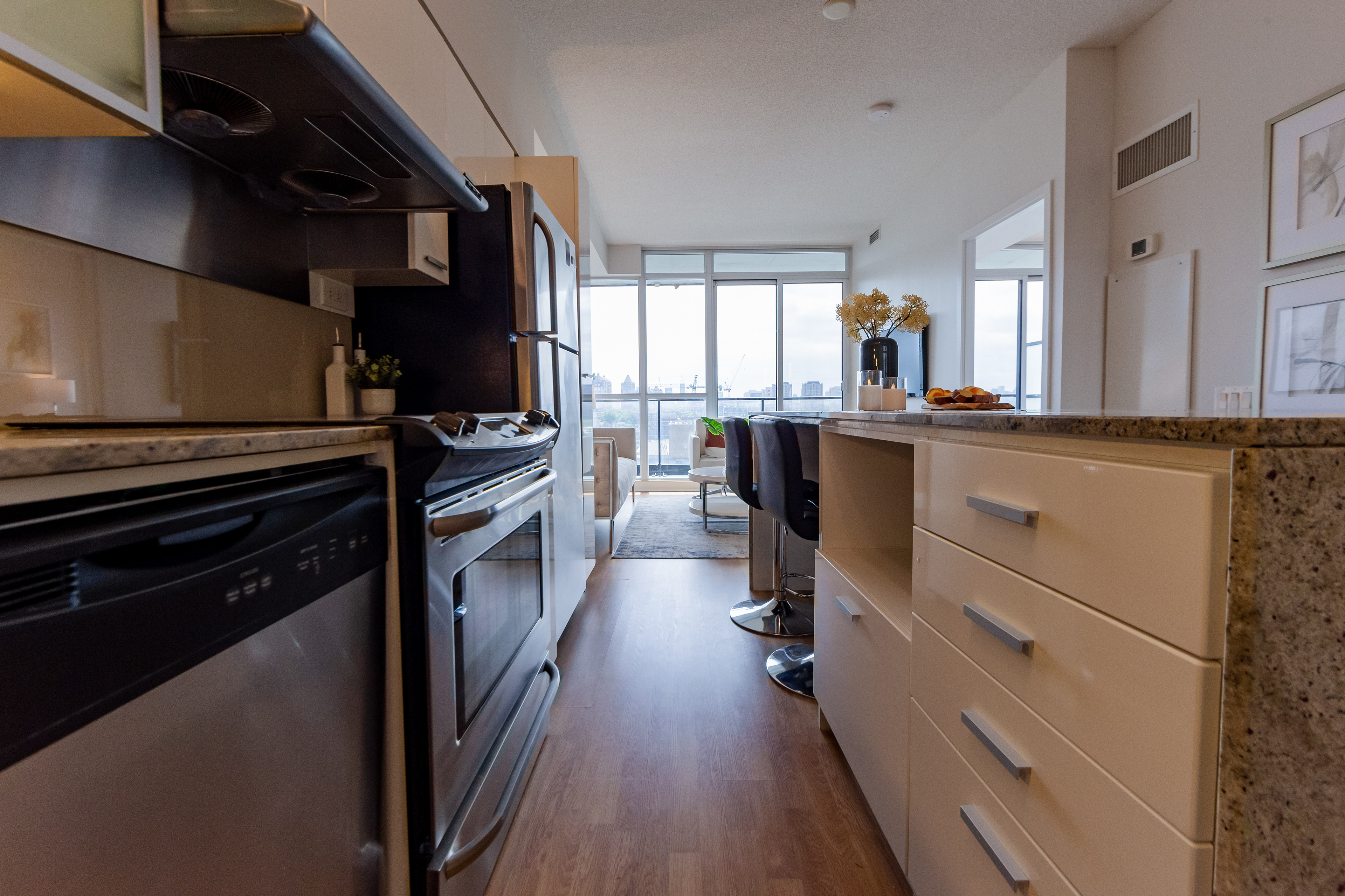 33 Singer Court | Toronto, ON | Kitchen