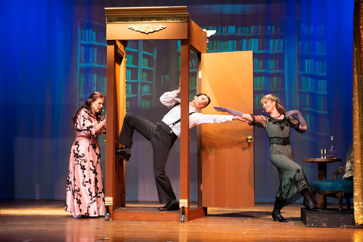 A Gentleman's Guide to Love and Murder - Opera House Players - photo by Sarah Stephens