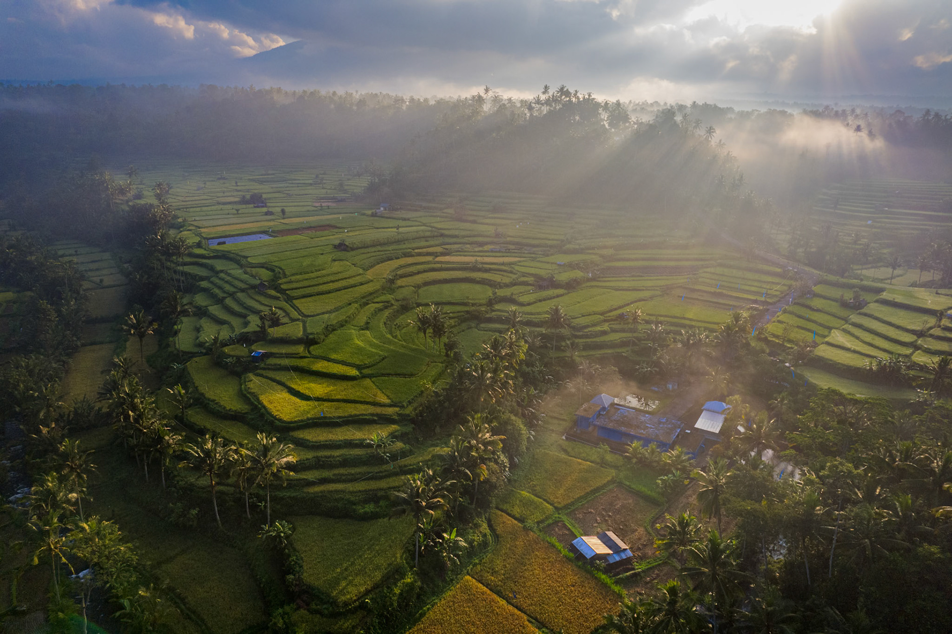 Mahagiri Karangasem, Bali