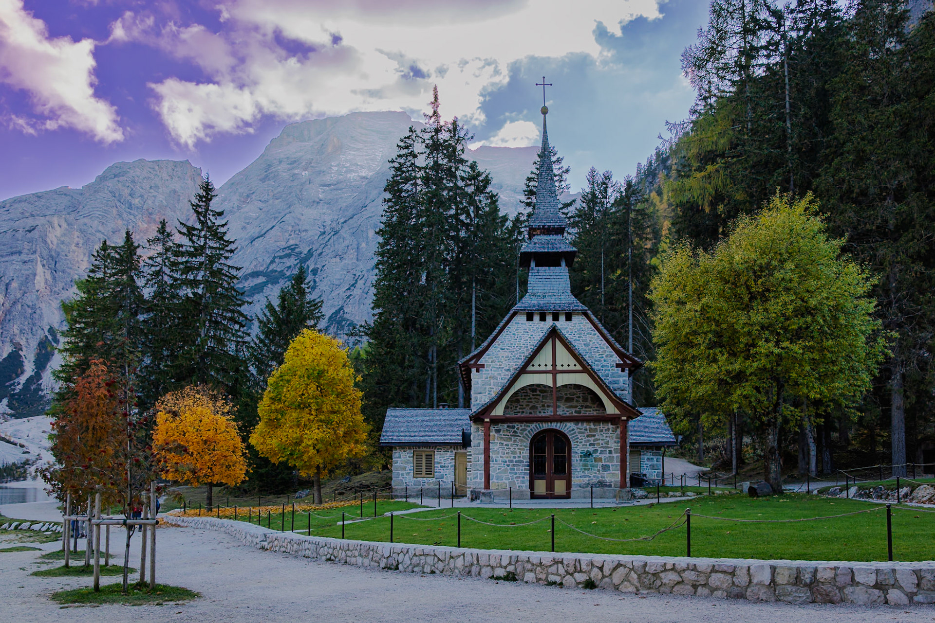 Cappella Lago di Braies