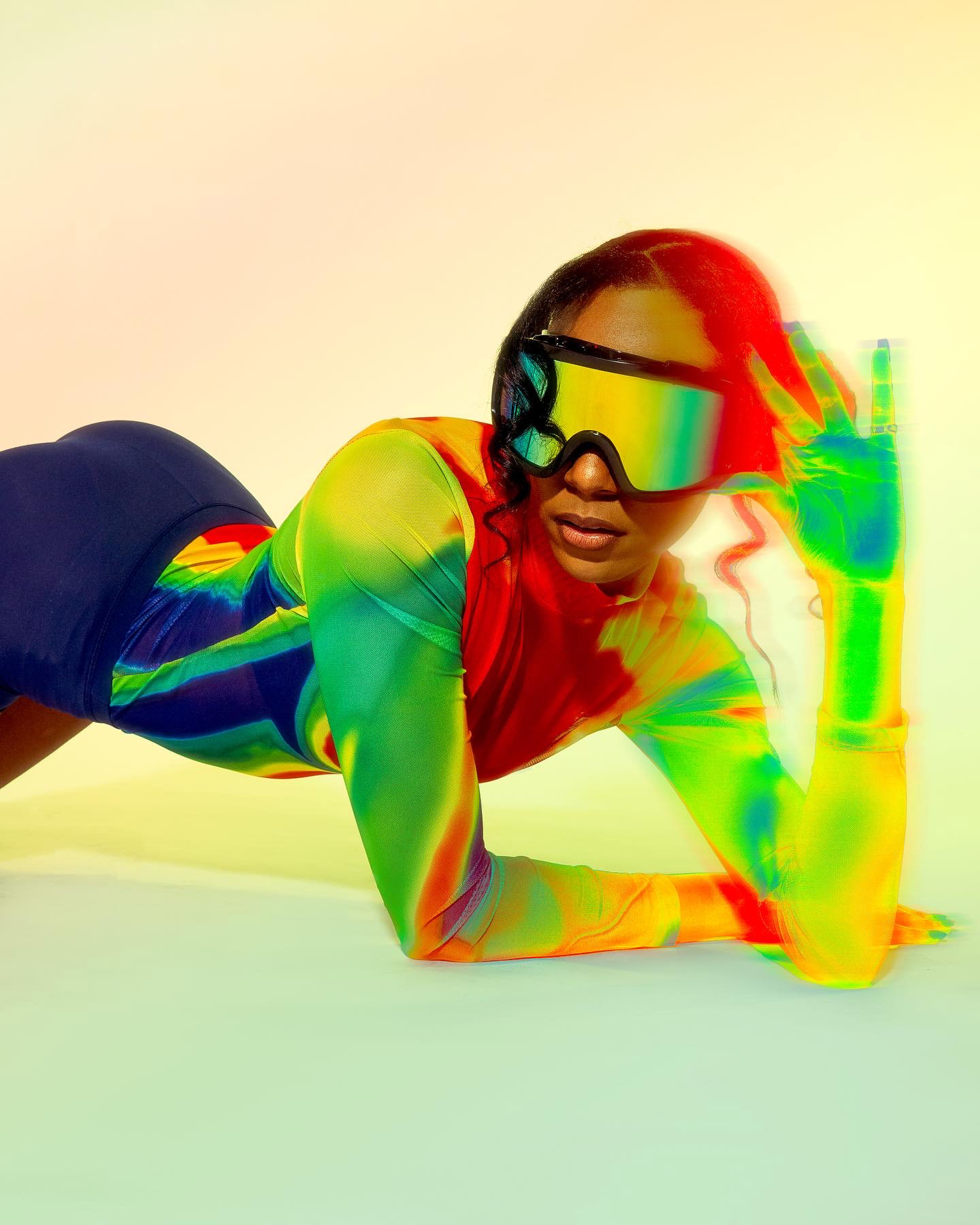 "THERMO." -  IN FRAME: @thejbrisk