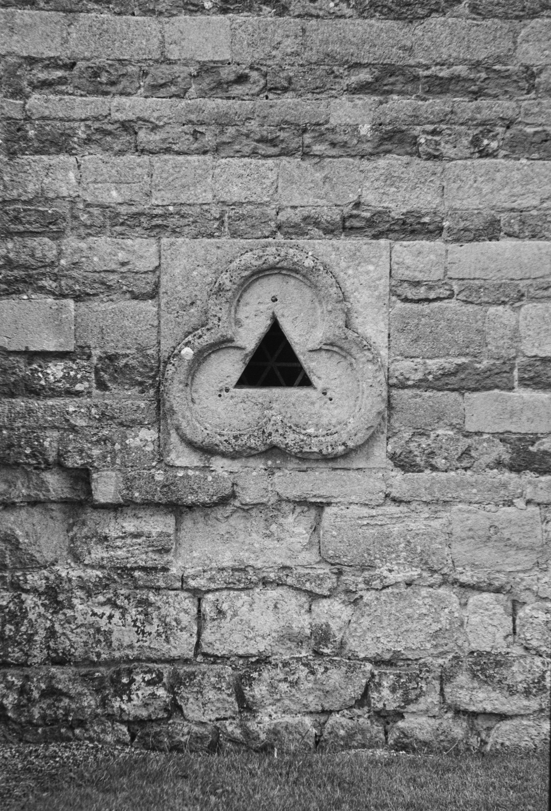 Canon EOS 3 - Kentmere pan - 100