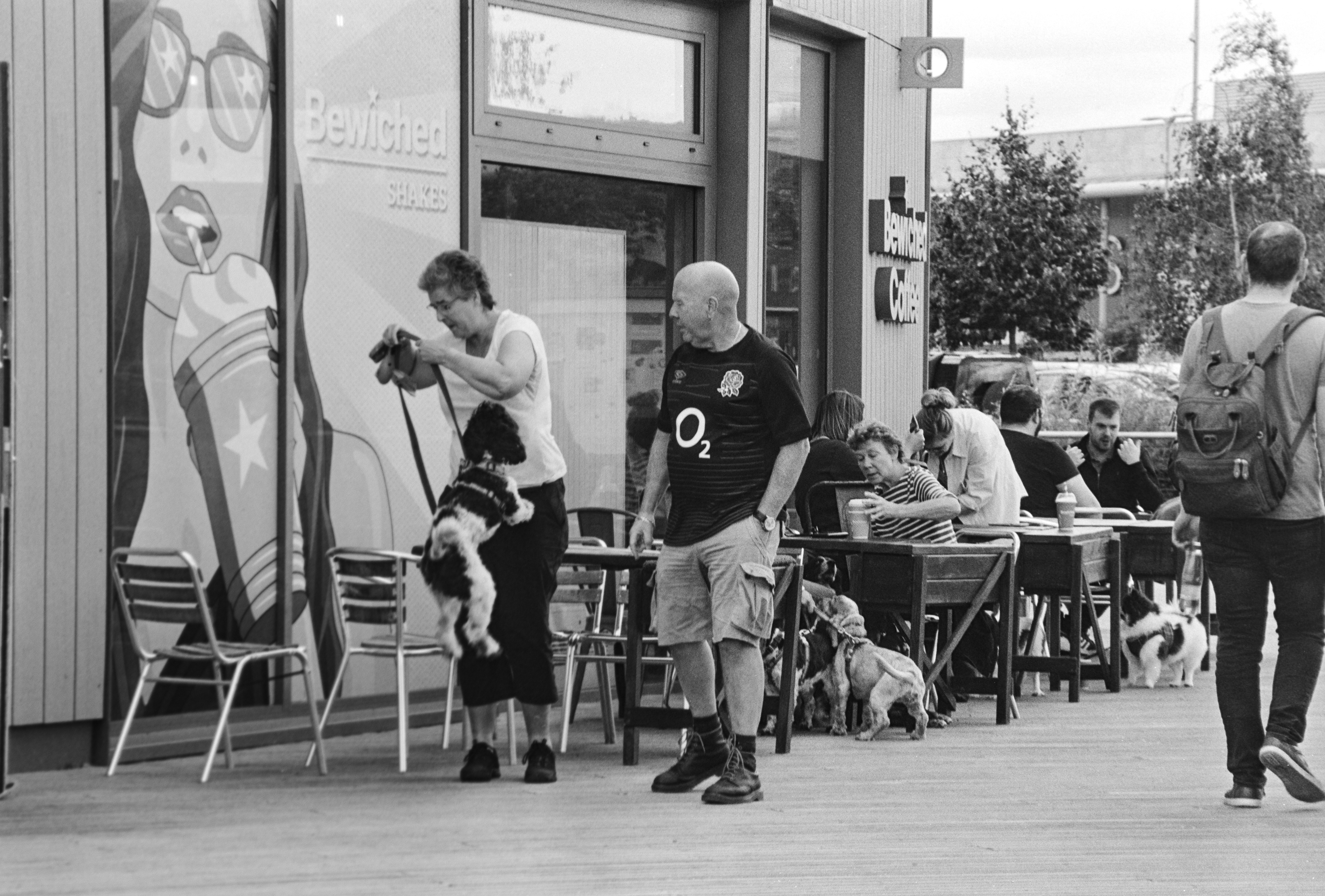 Canon AV-1 - Ilford FP4+ - 125
