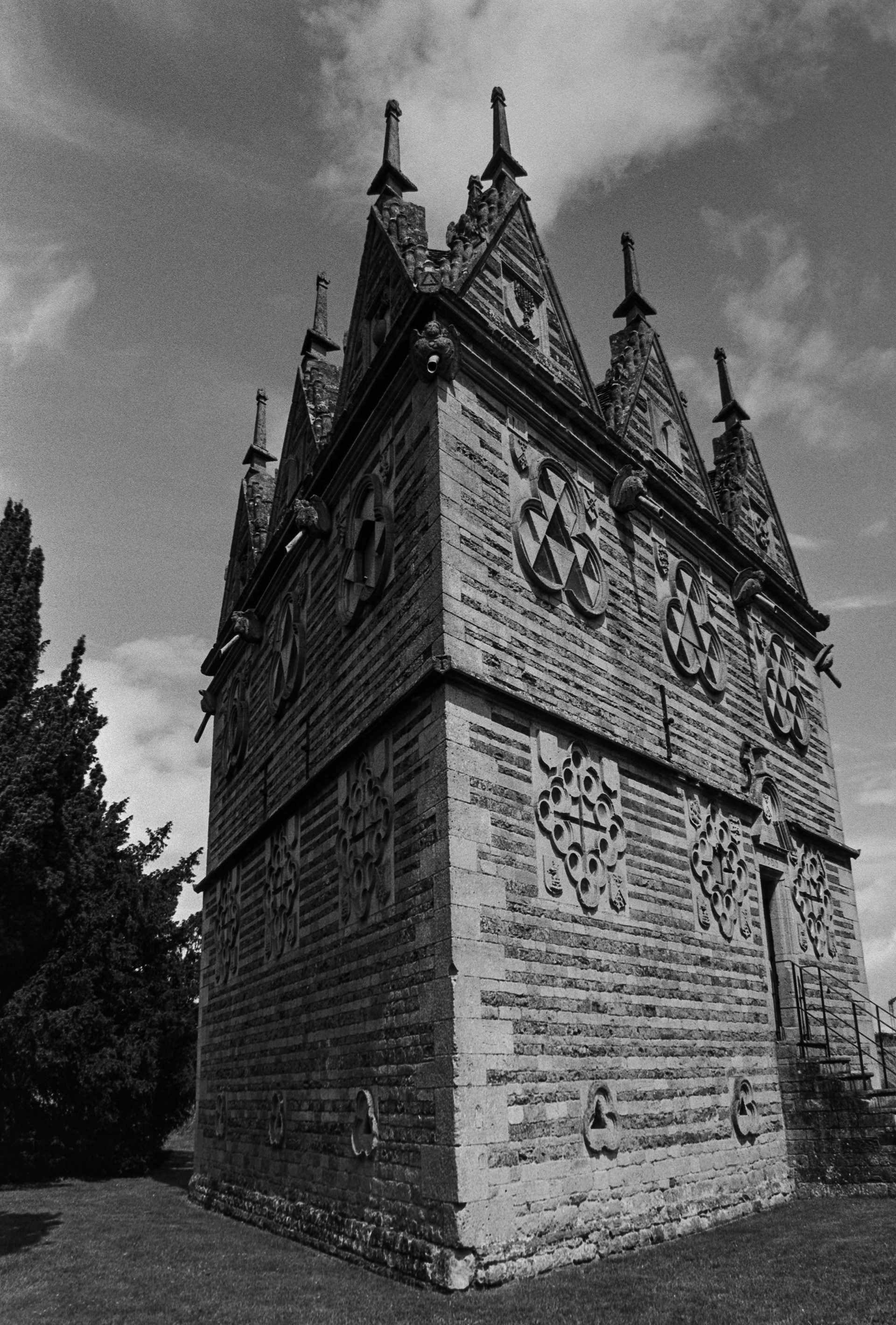 Canon EOS 3 - Kentmere pan - 100