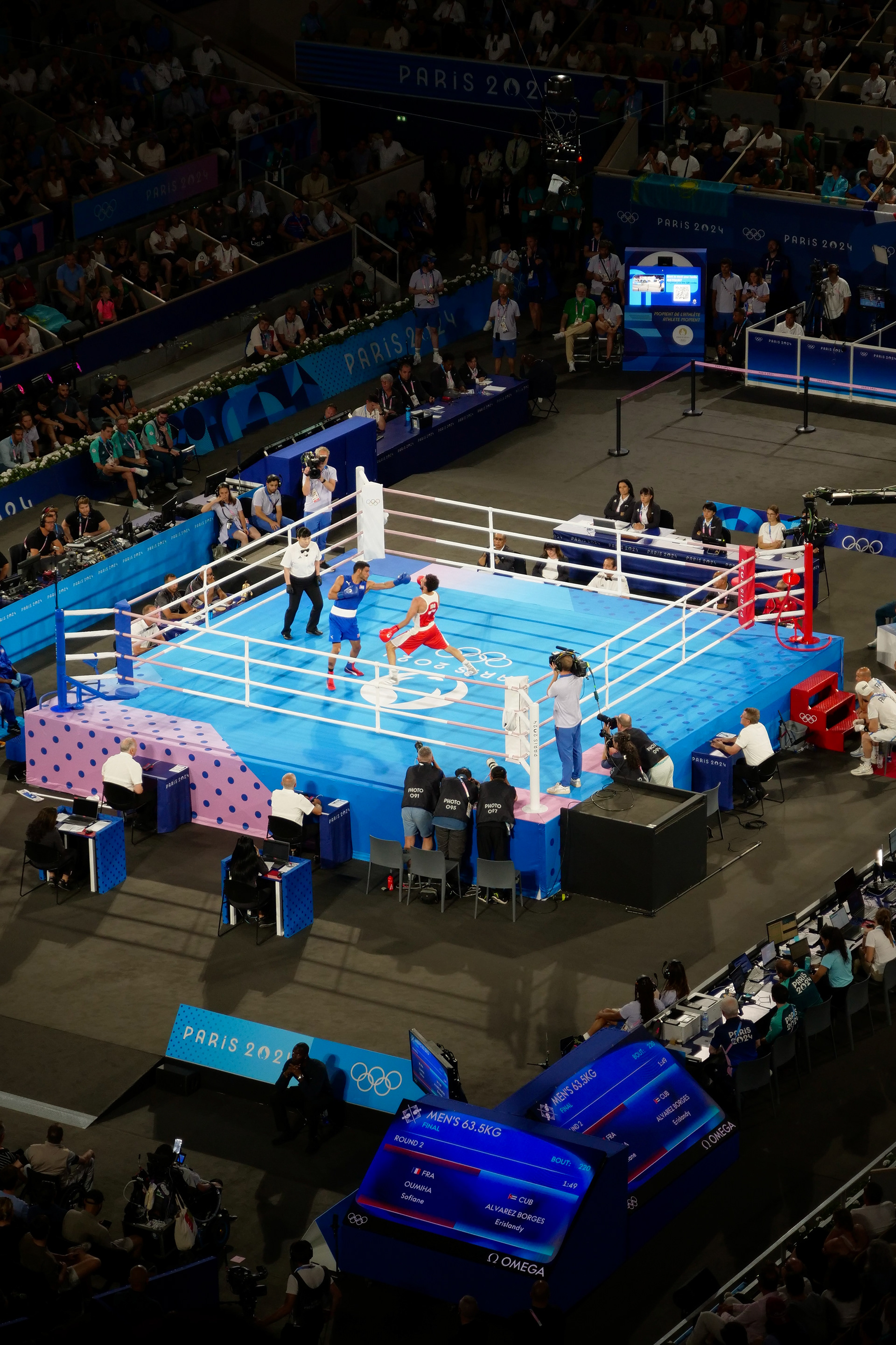 Combat pour la médaille d'or des 63,5kg entre le français Sofiane Oumiha et le cubain Erislandy Alvarez Borges.