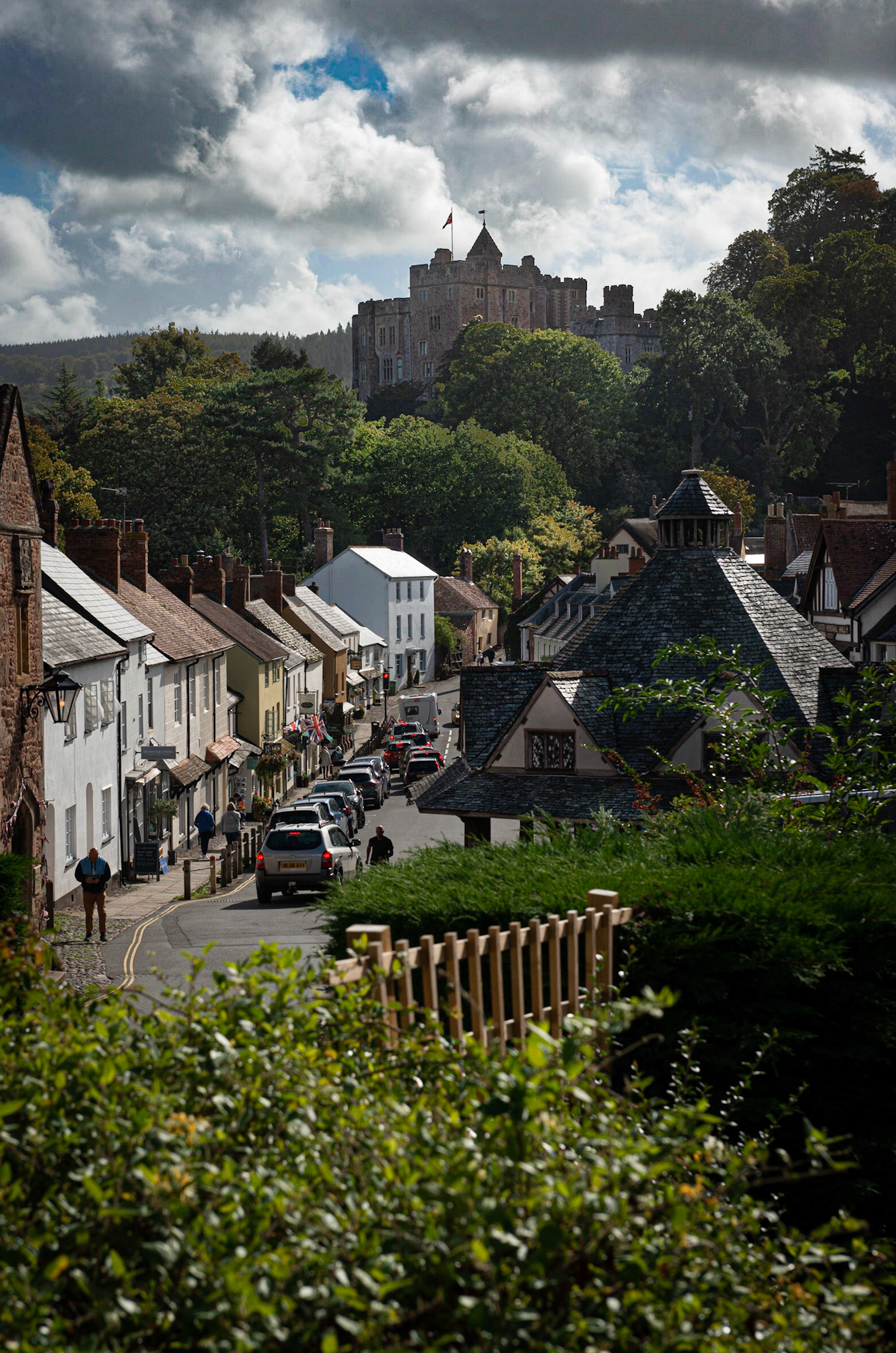 Dunstane Castle and High Street