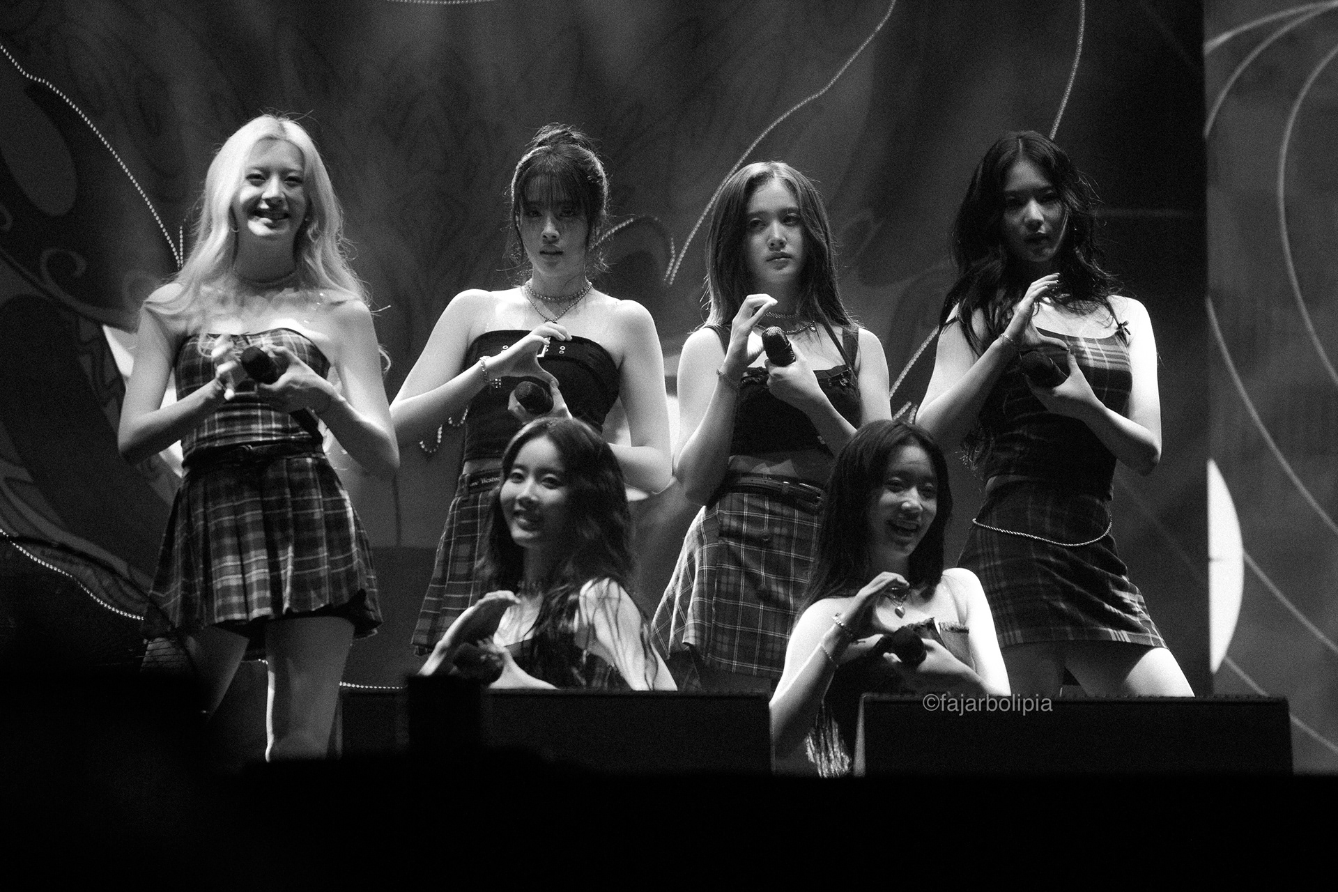 STAYC Girls, It's gong down!