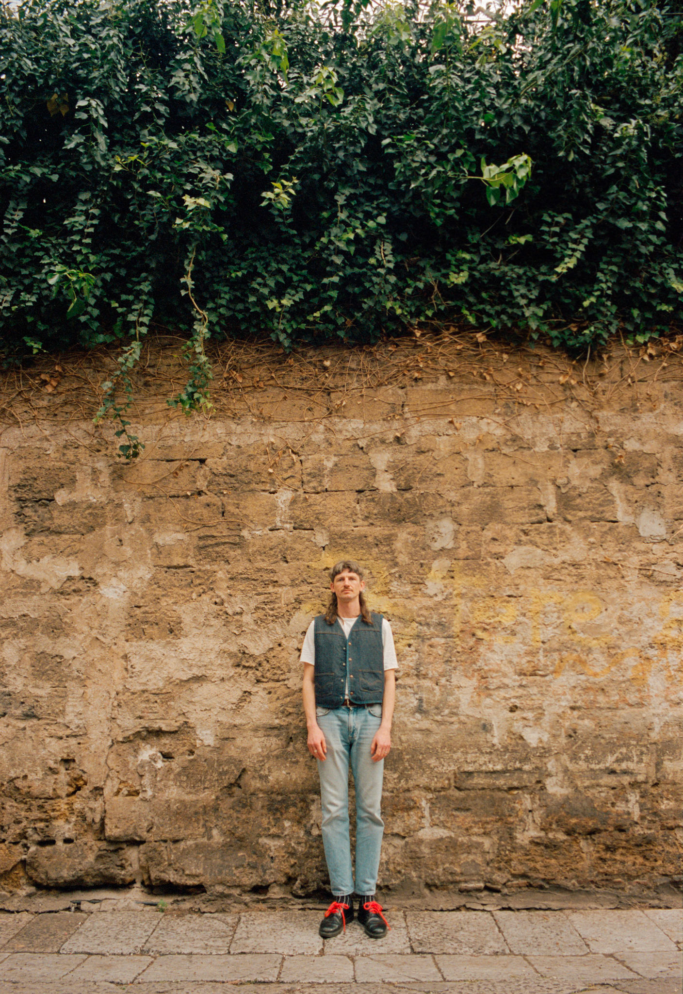 Romare - Editorial