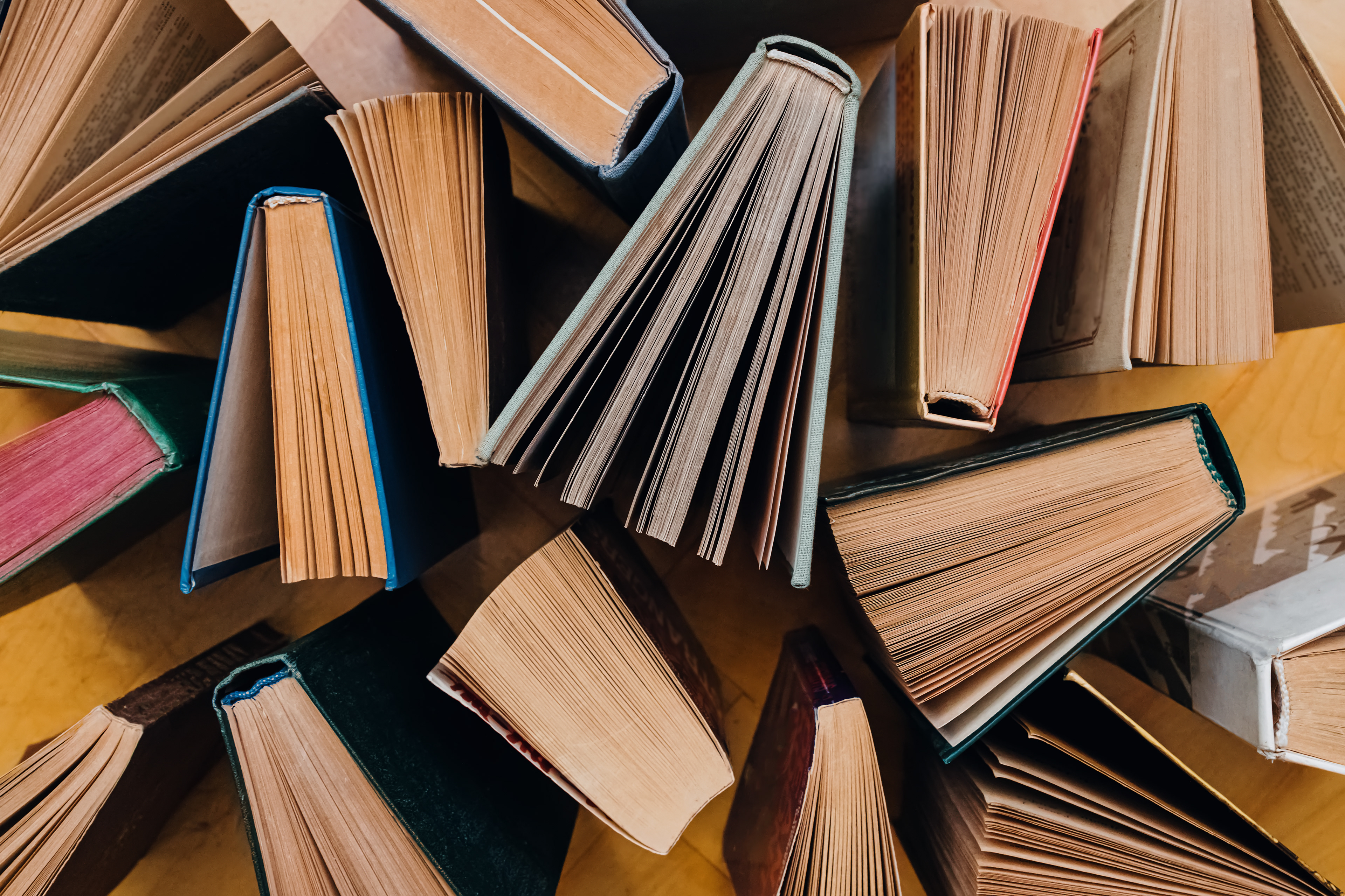 Editorial - knowledge, overhead
