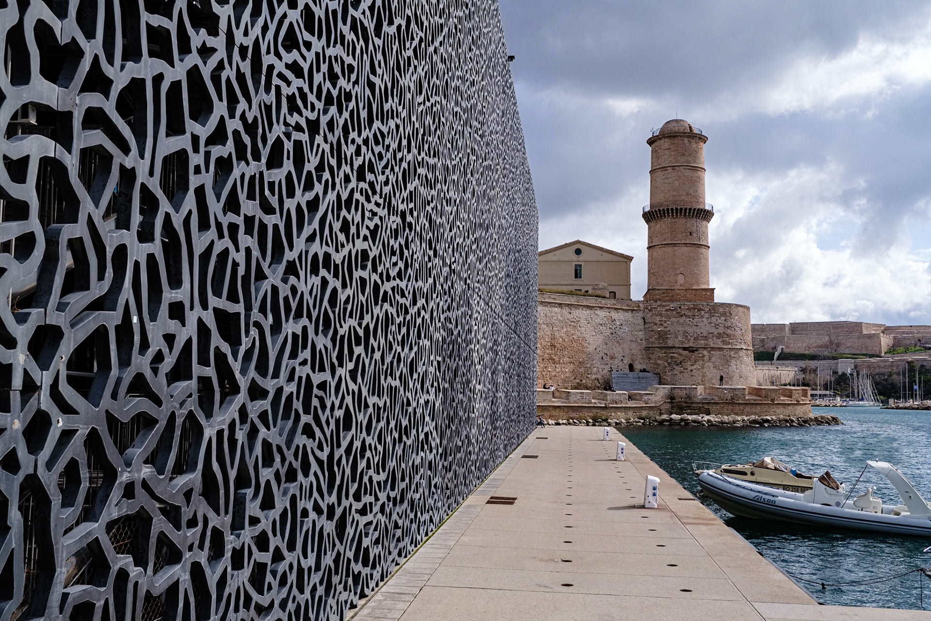 MUCEM, architecte Rudy Ricciotti (associé à Roland Carta). Marseille, Bouches du Rhône. France.