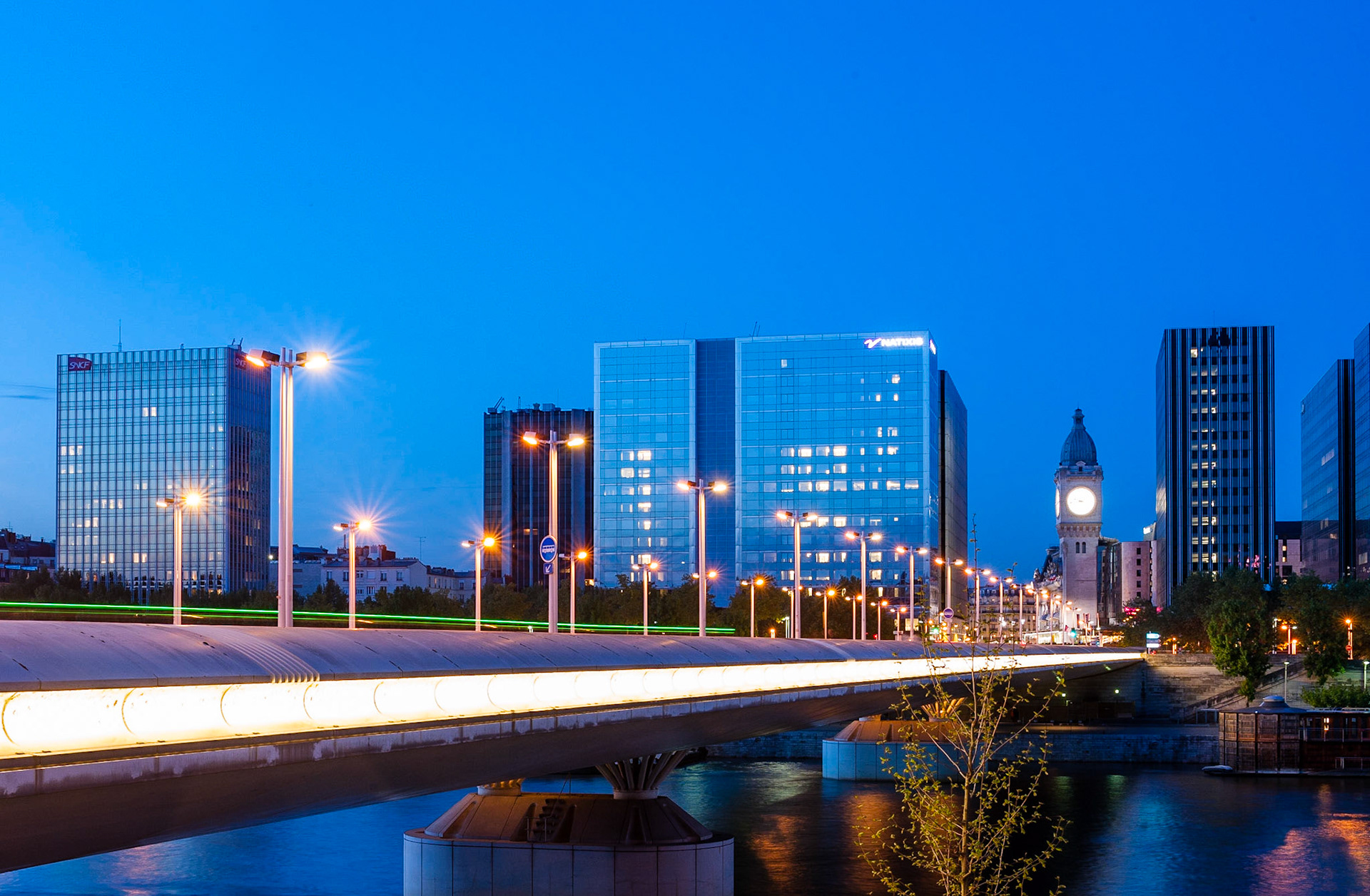 Le pont Charles-de-Gaulle , Paris.