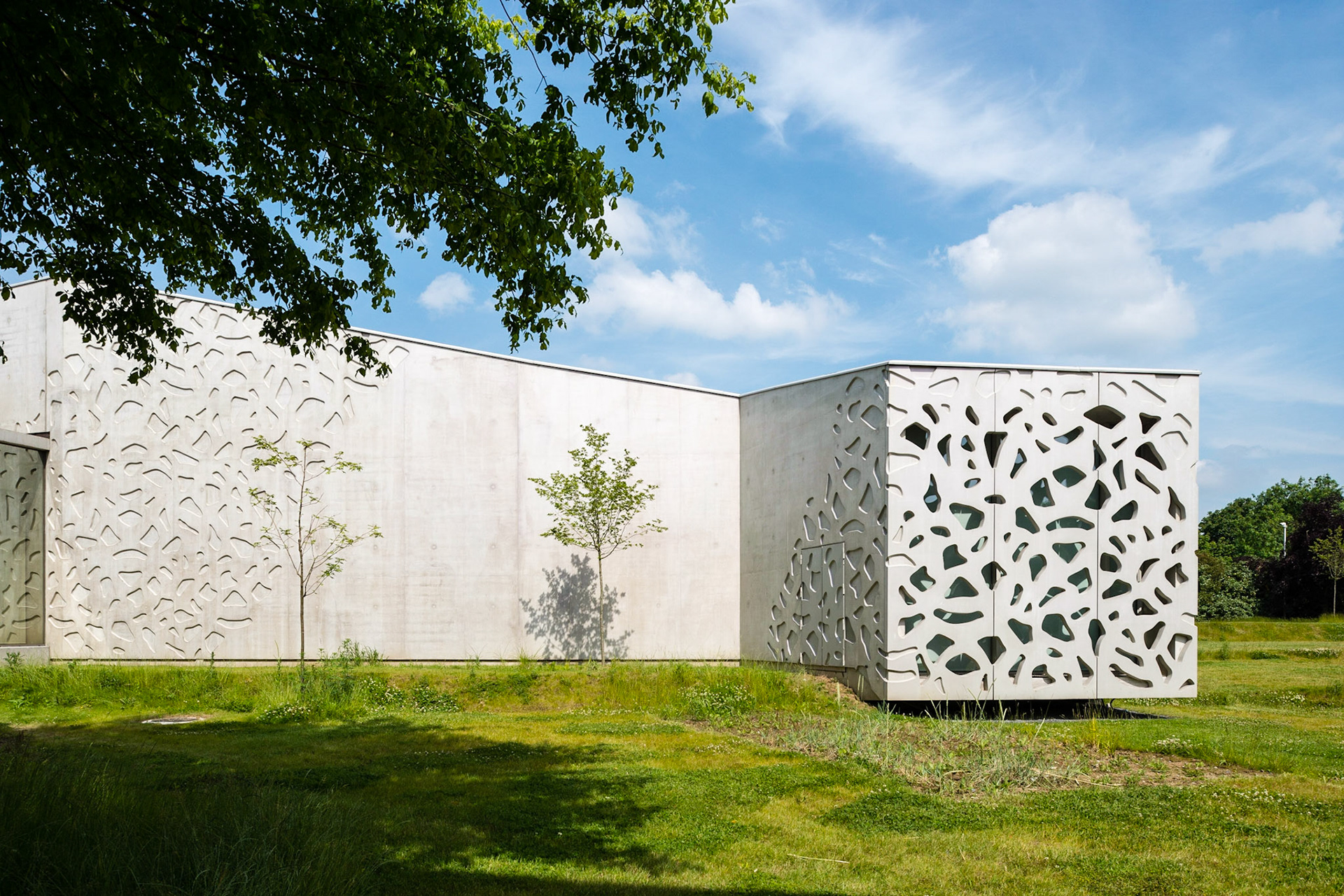 Le LaM - Lille Métropole Musée d'art moderne, d'art contemporain et d'art brut,  Villeneuve d’Ascq. Manuelle Gautrand Architecture