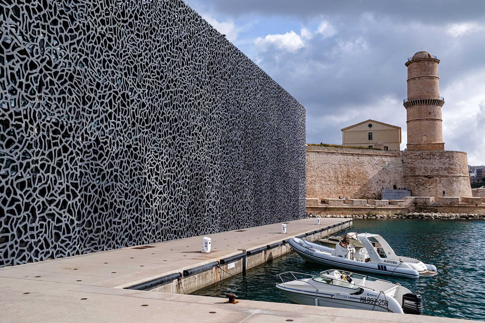 MUCEM, architecte Rudy Ricciotti (associé à Roland Carta). Marseille, Bouches du Rhône. France.