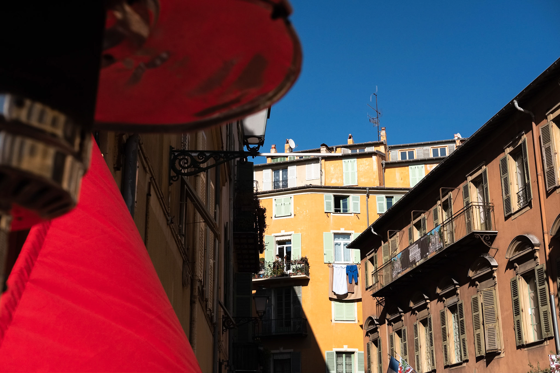Rue Jules Gilly. Vieux Nice, Alpes Marimes, France