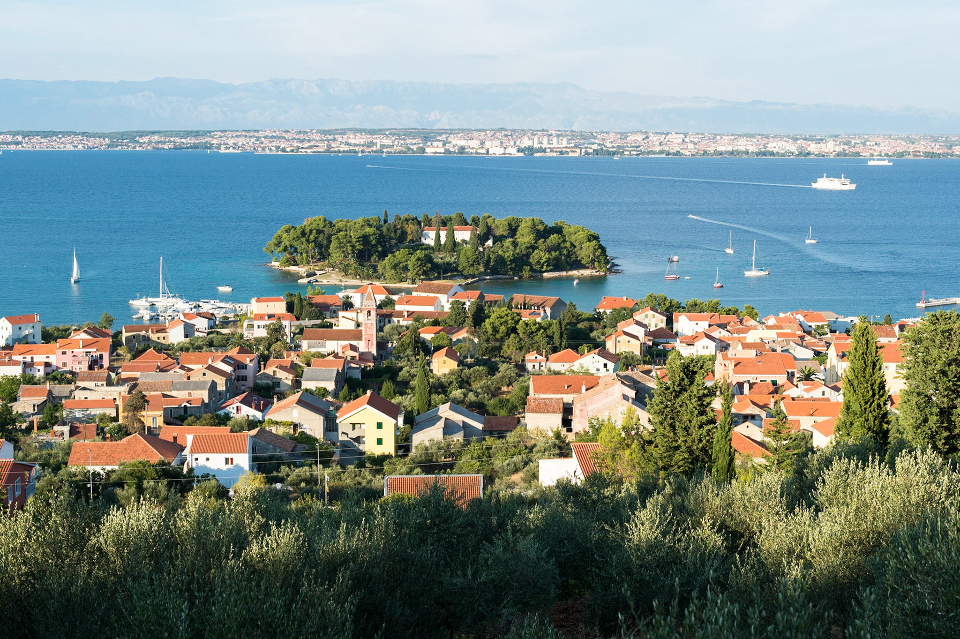 Preko, Ile de Ugljan, Croatie. / Preko, Island Ugljan, Croatia.
