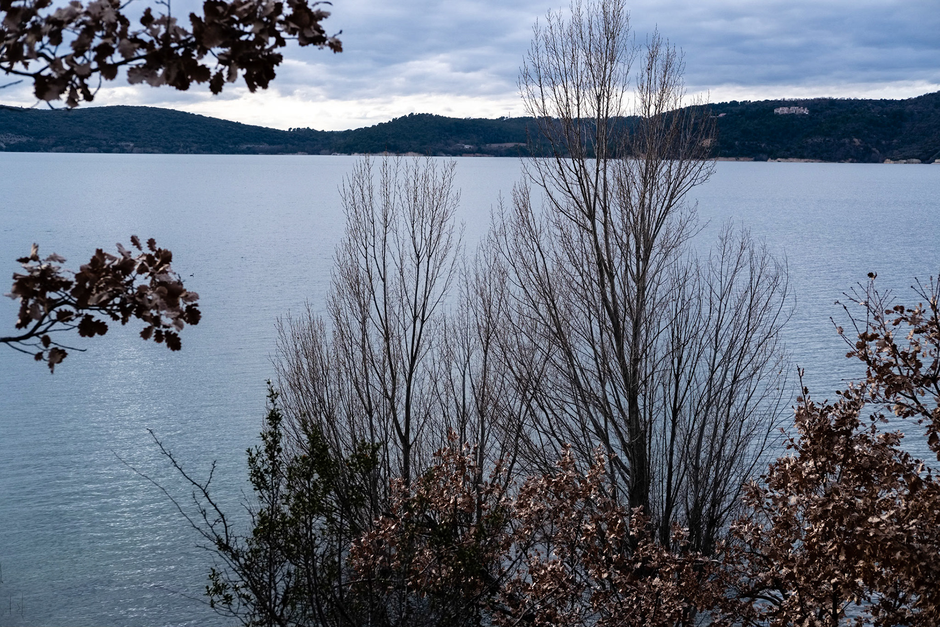 Le Lac de Sainte Croix en hiver près de Bauduen, Var, France